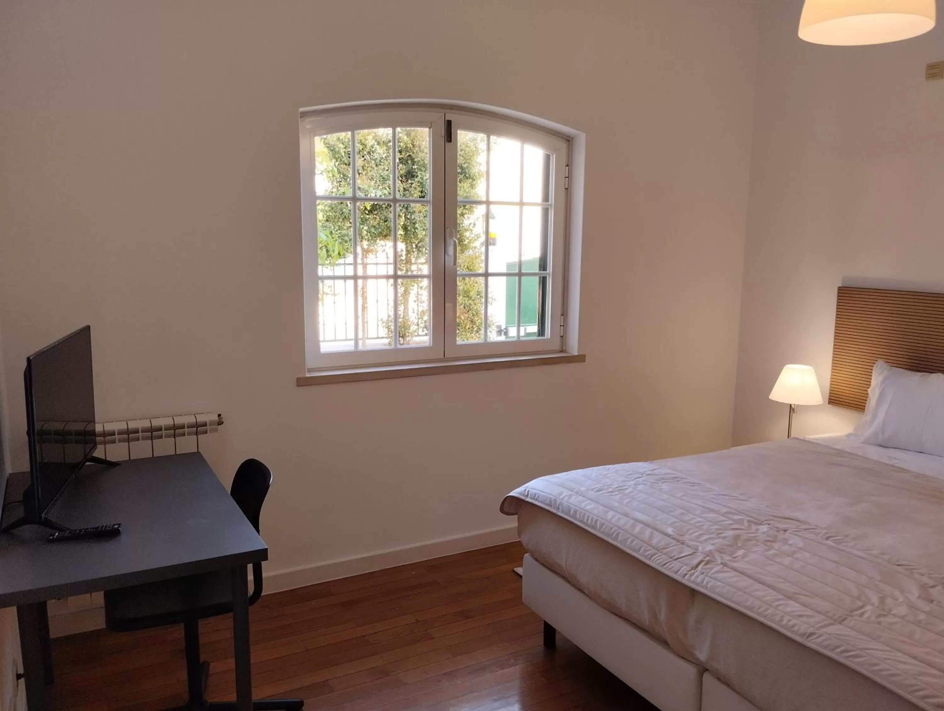 Bed in Villa Privée Cascais