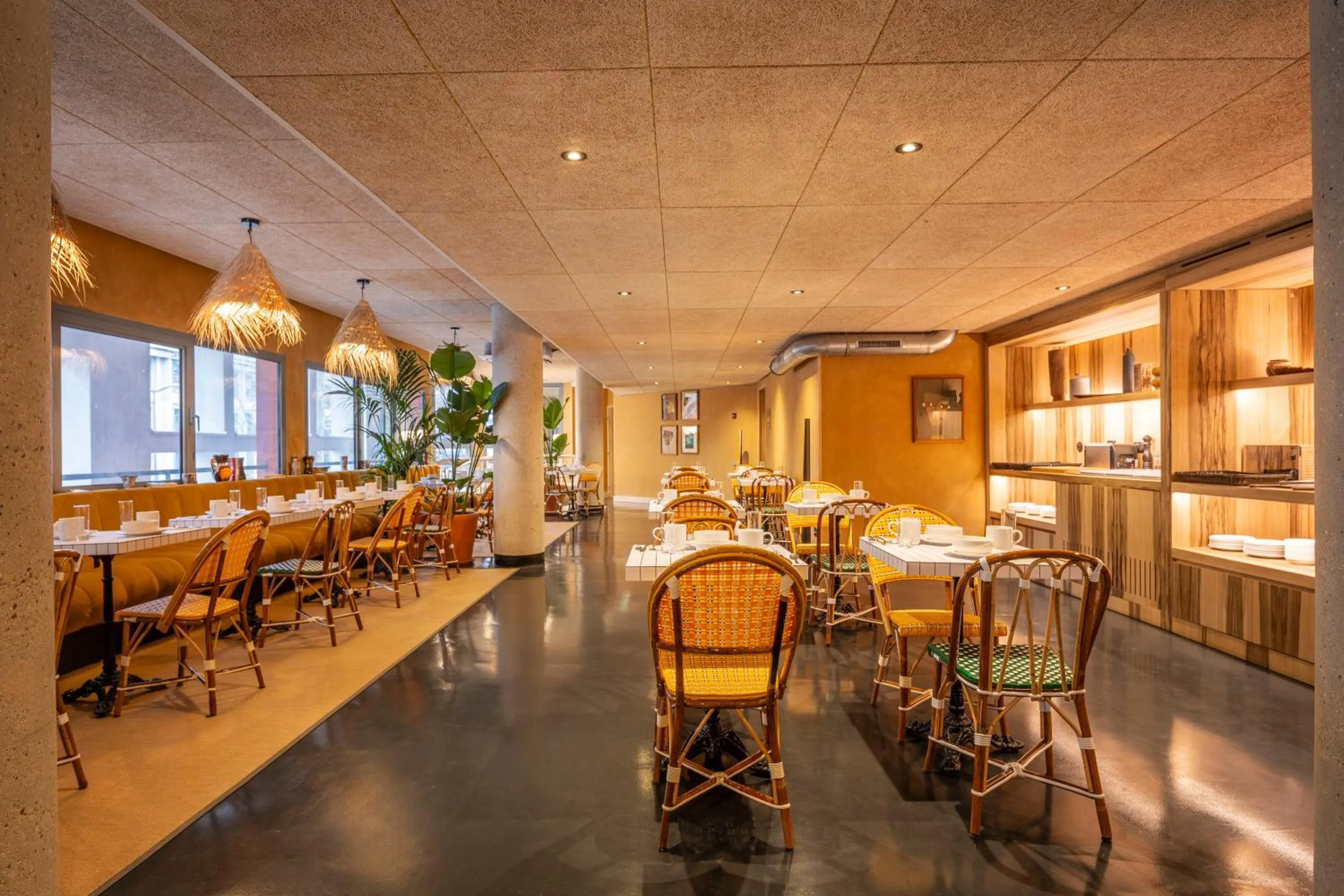 Food in Kopster Hotel Paris Porte de Versailles