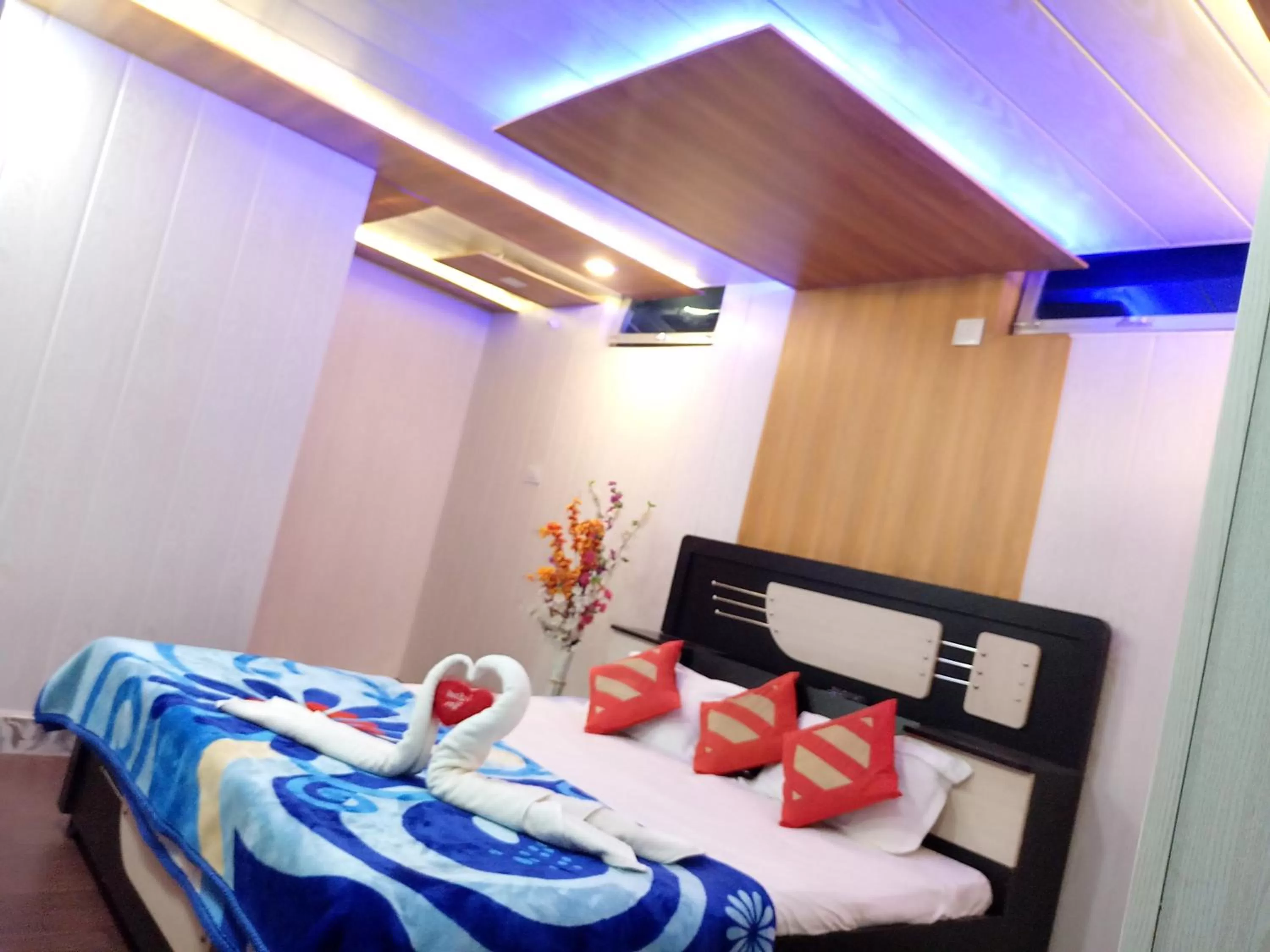 Bed in Haveli Taragarh Palace