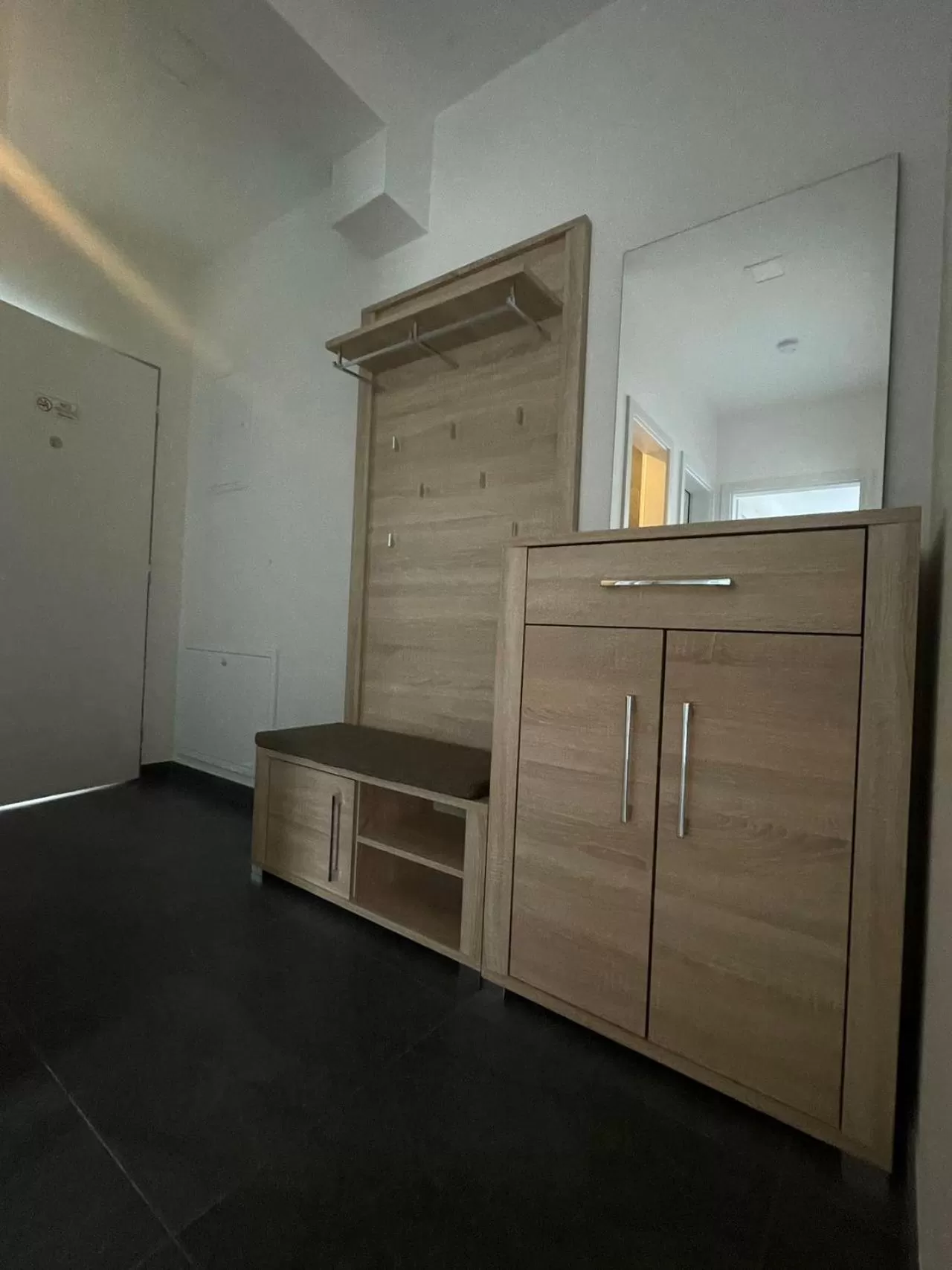 Sun-House Pension - ParkingFree Limited spaces-