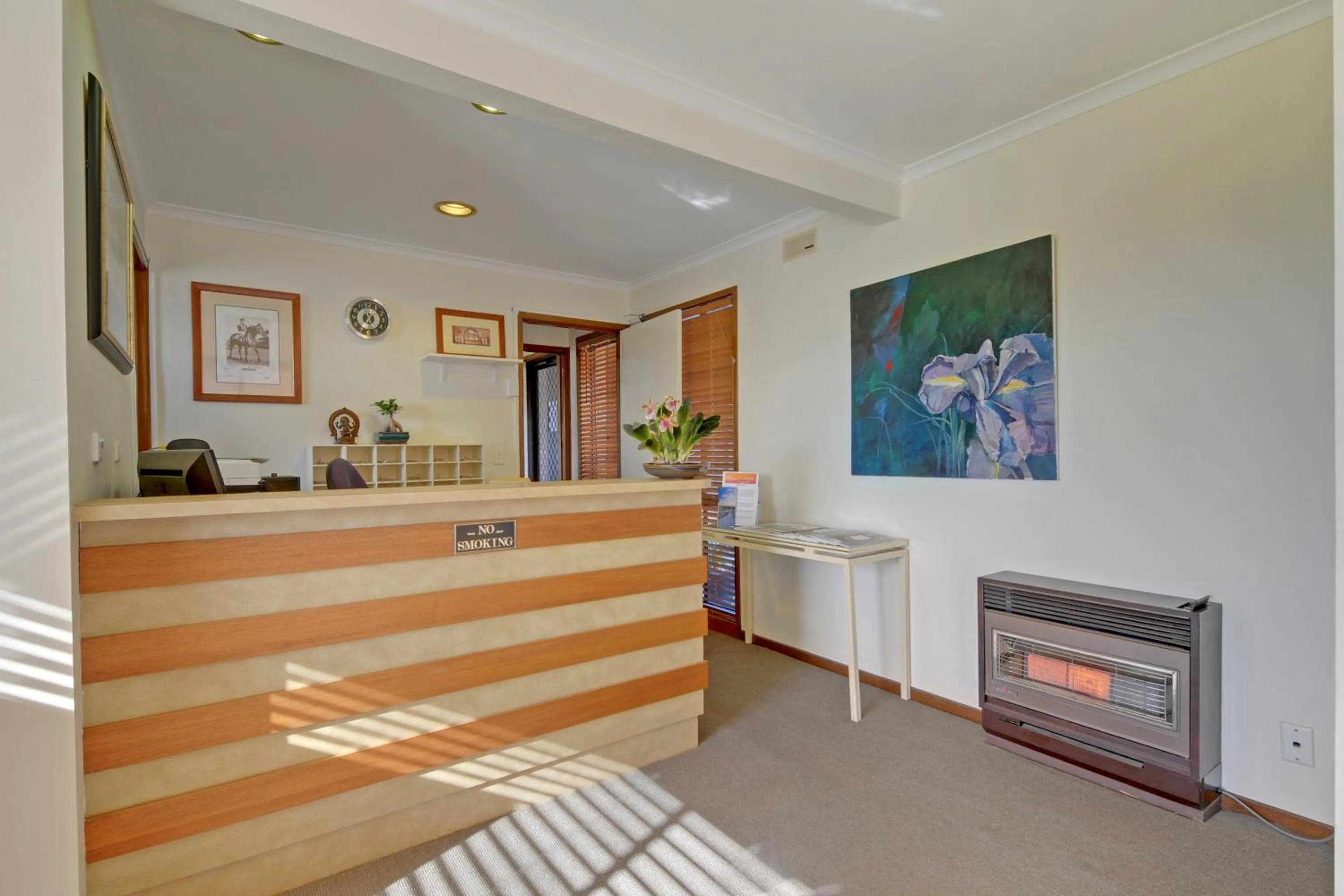 Lobby or reception in Tree Rose Motel Morwell