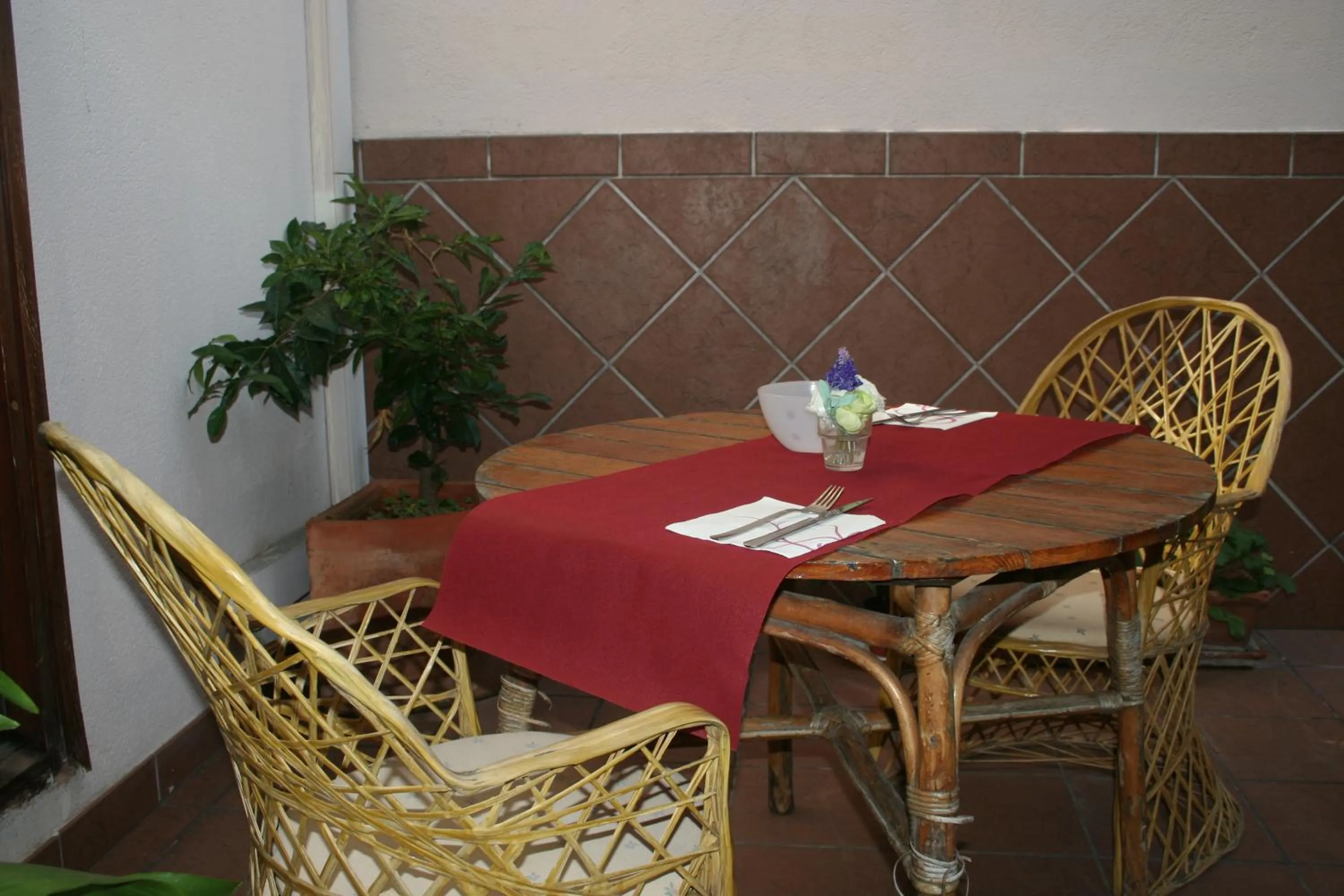 Restaurant/places to eat in Hotel del Mar