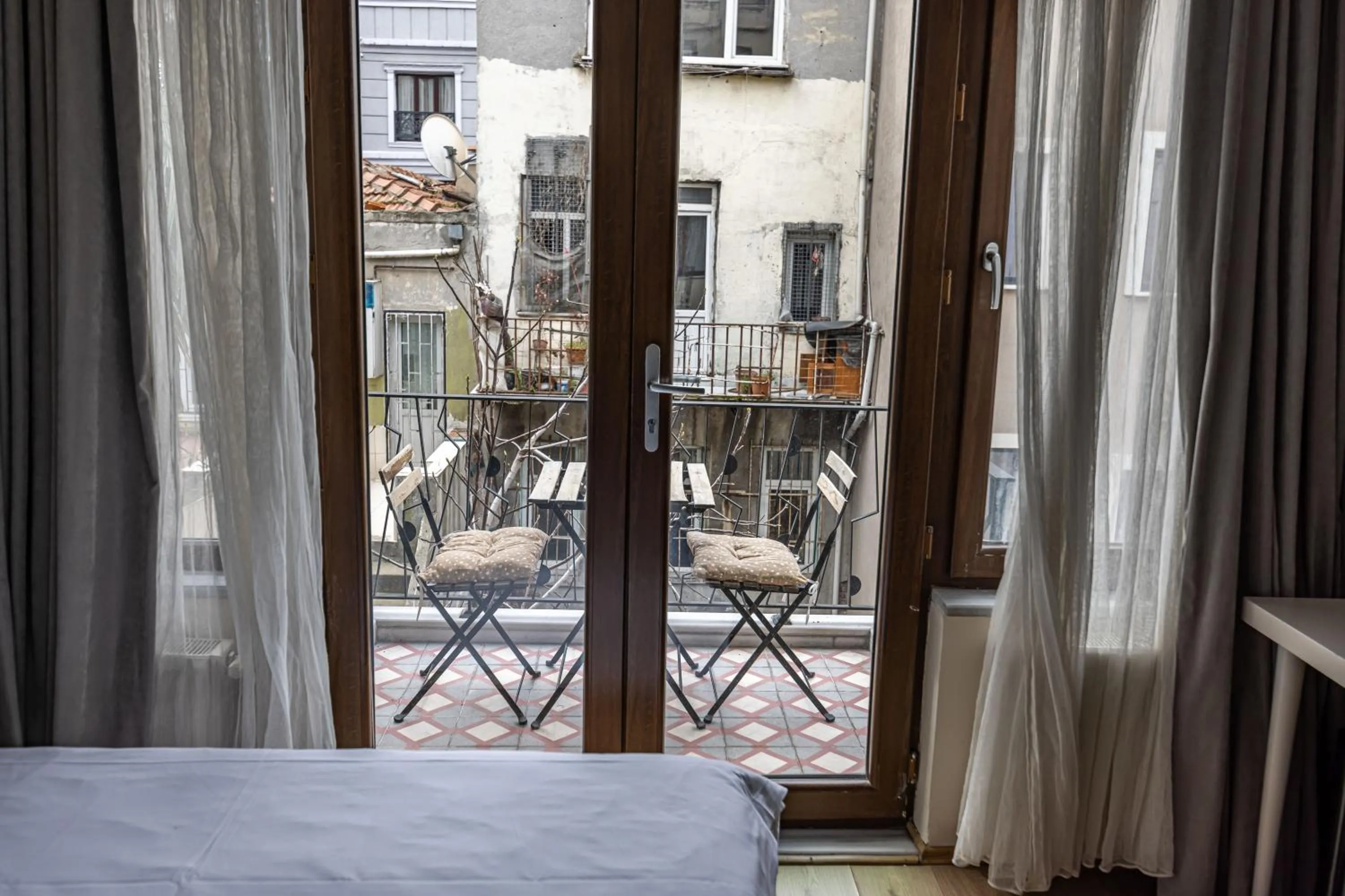 Balcony/Terrace in Calanthe Residence