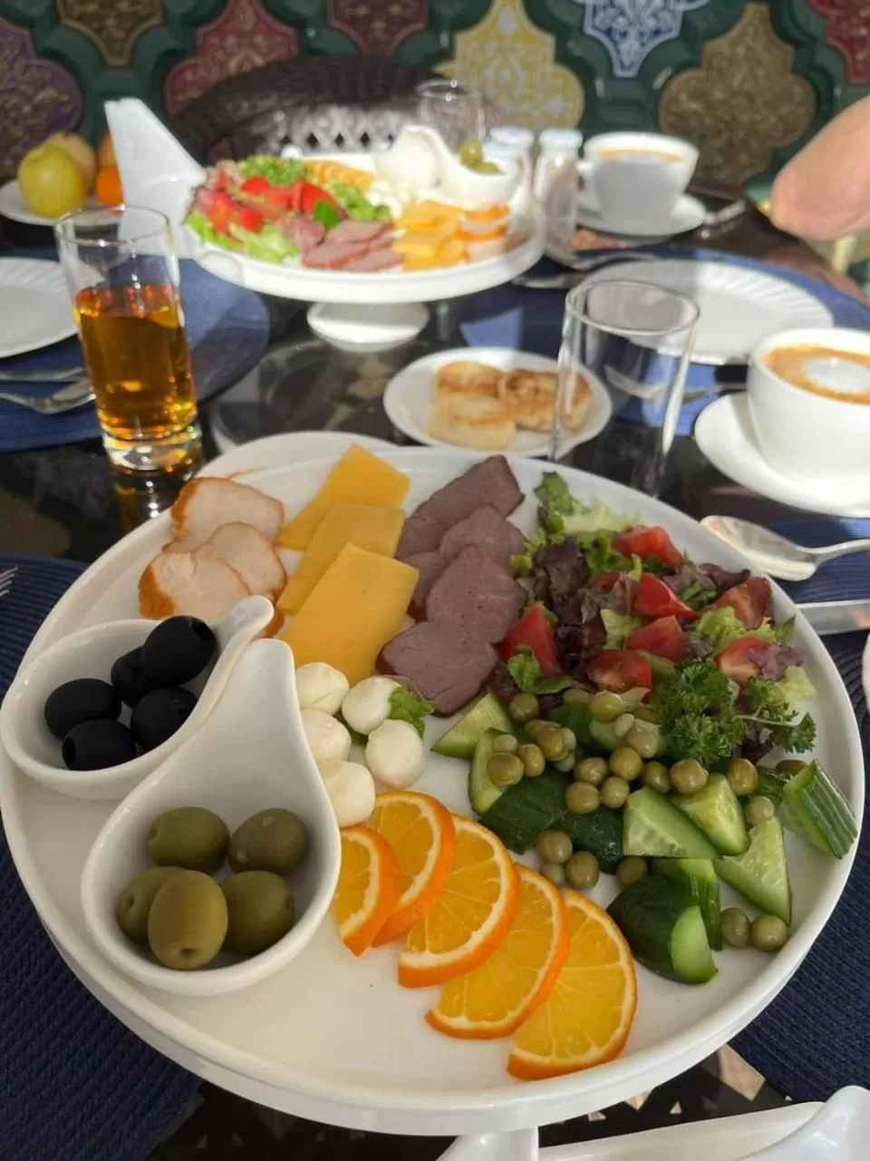 Breakfast in The Shahar