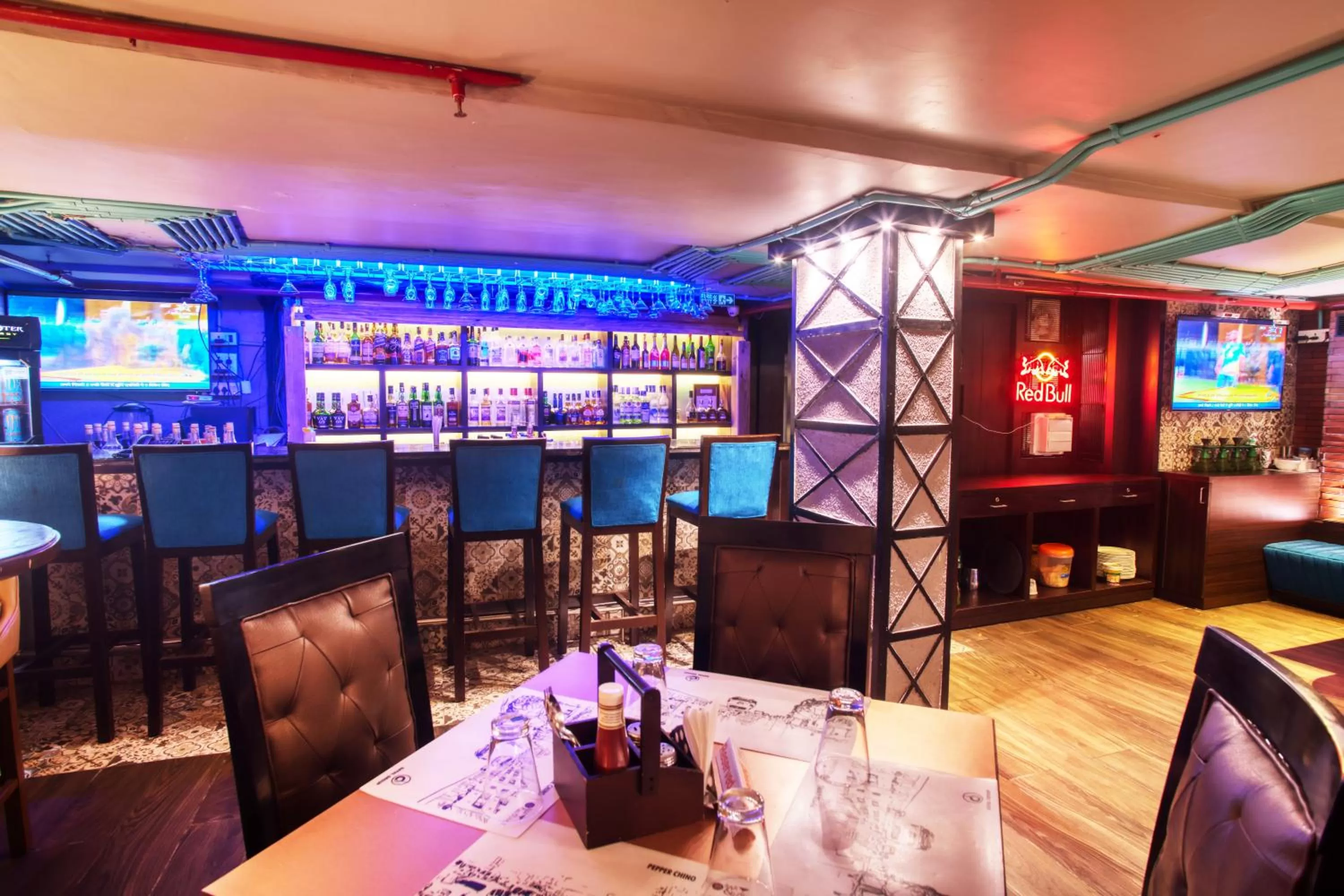 Lounge or bar in The Samilton