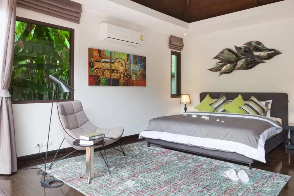 Bed in Inspire Villas Phuket