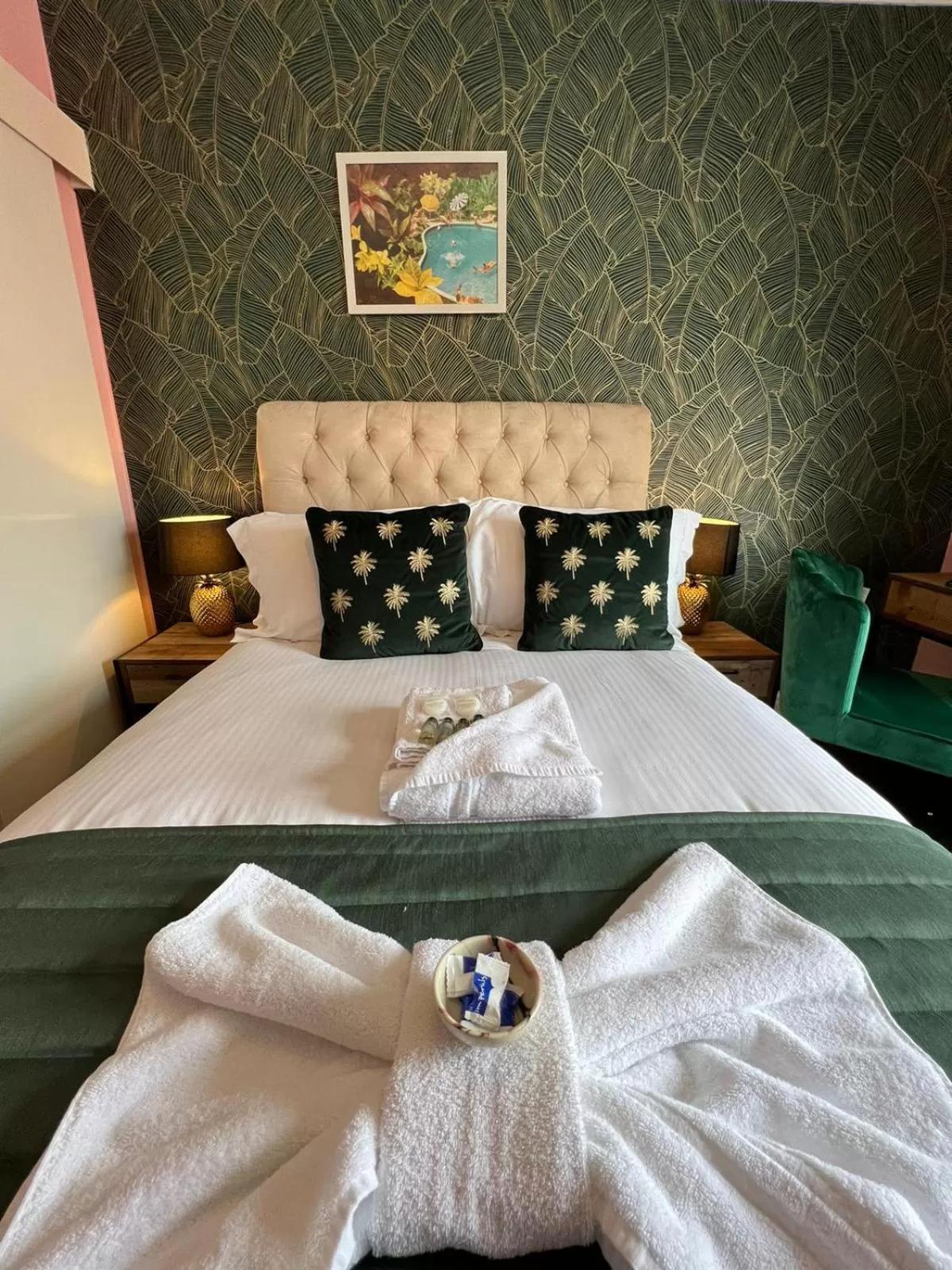 Bed in McGraths Hotel & Public Bar