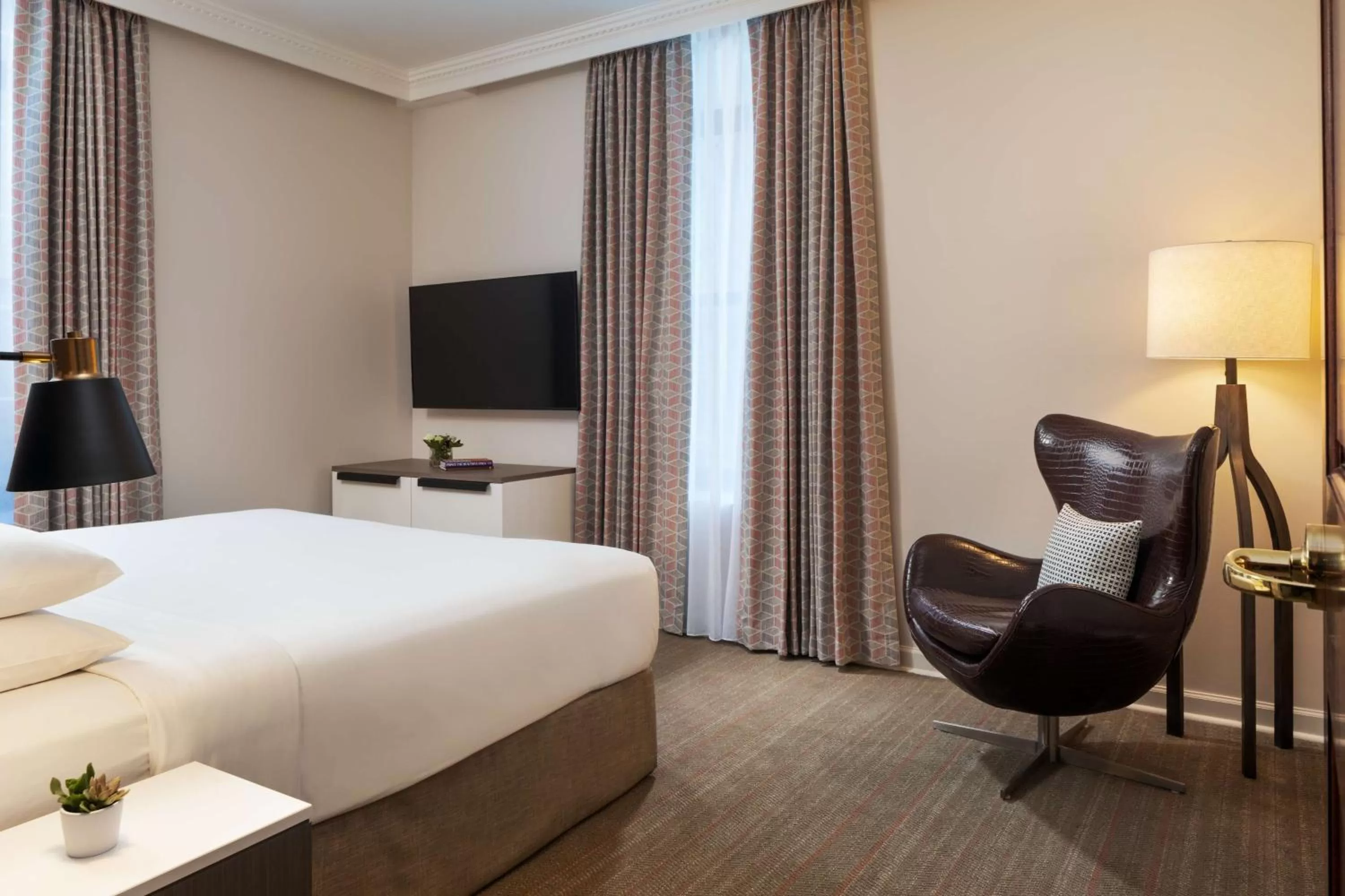 Photo of the whole room, Bed in Hyatt Centric Downtown Minneapolis