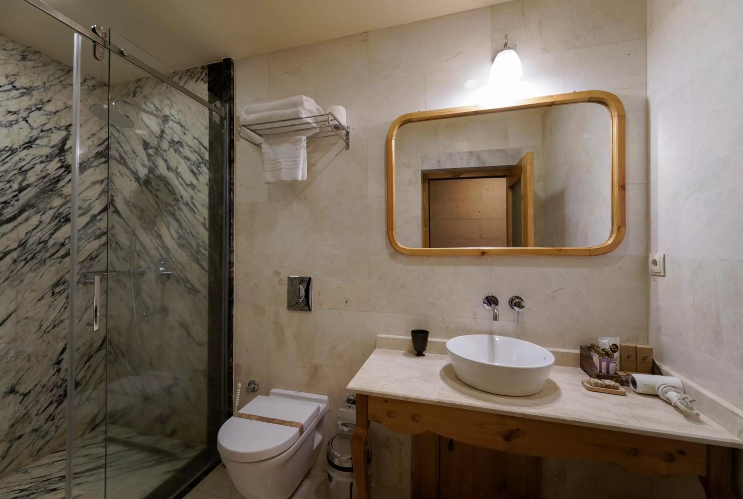 Toilet in Cratus Stone Palace