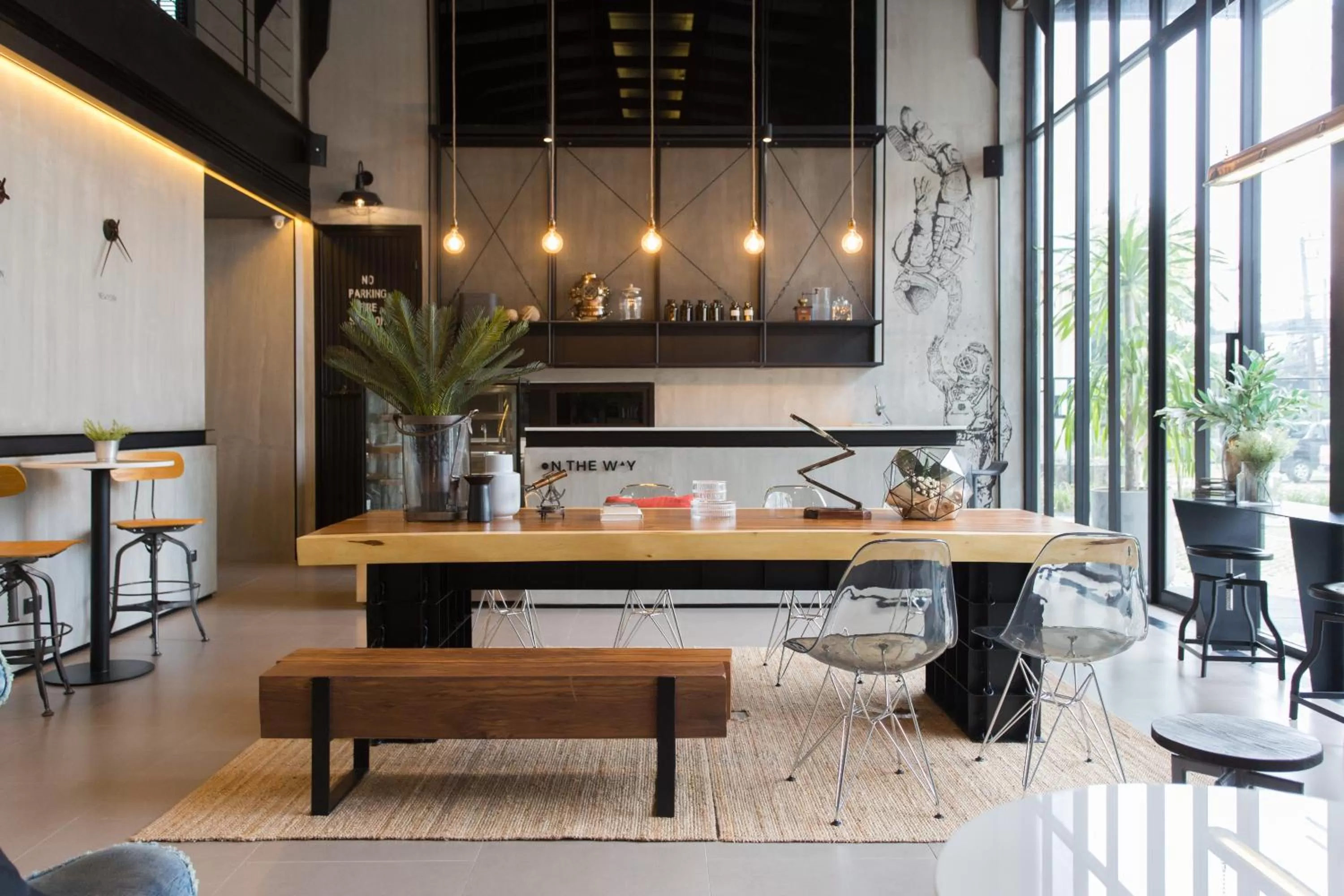 Restaurant/places to eat in The Journey Hotel Bangna