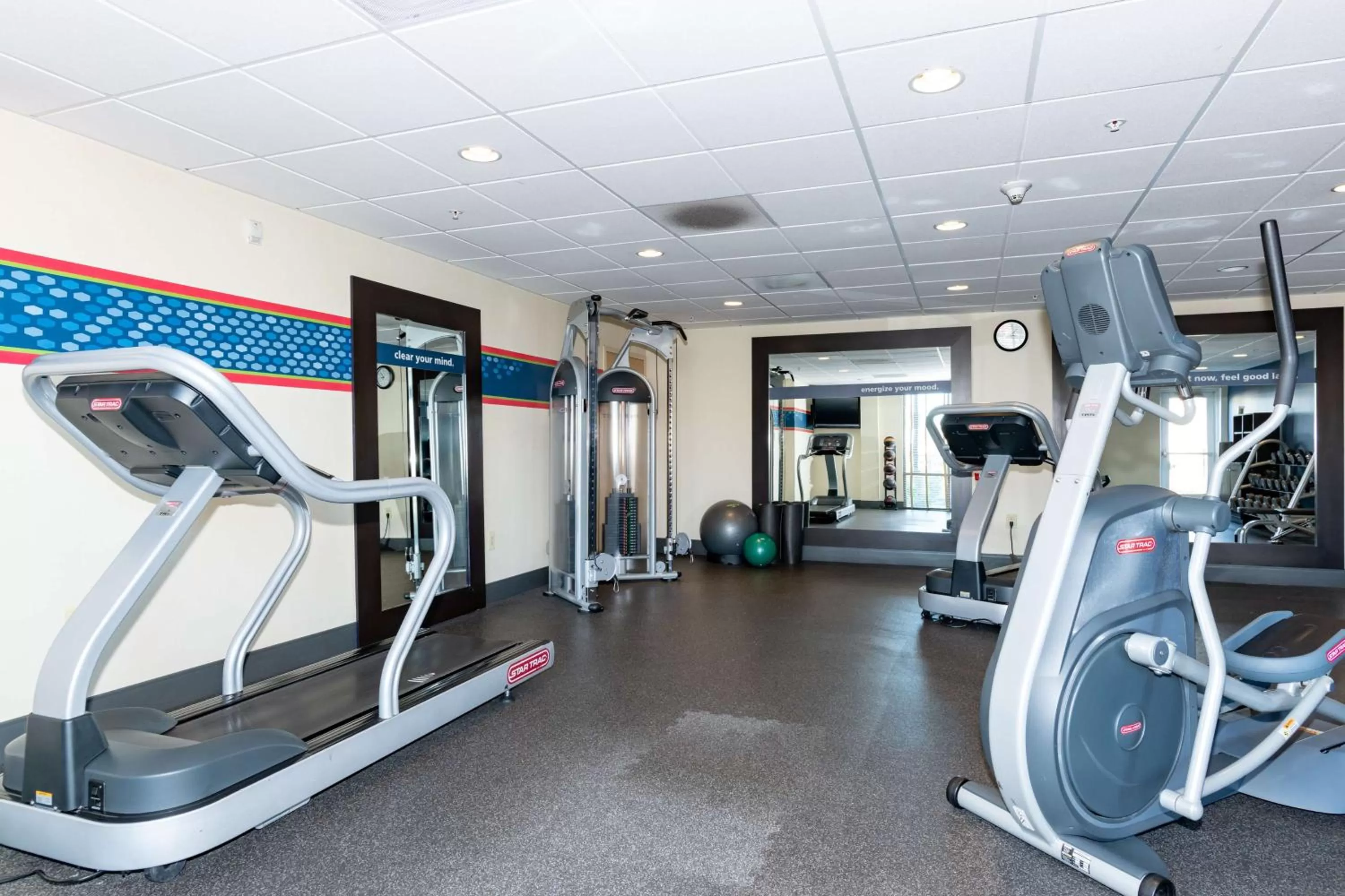 Fitness centre/facilities in Hampton Inn & Suites Pittsburg