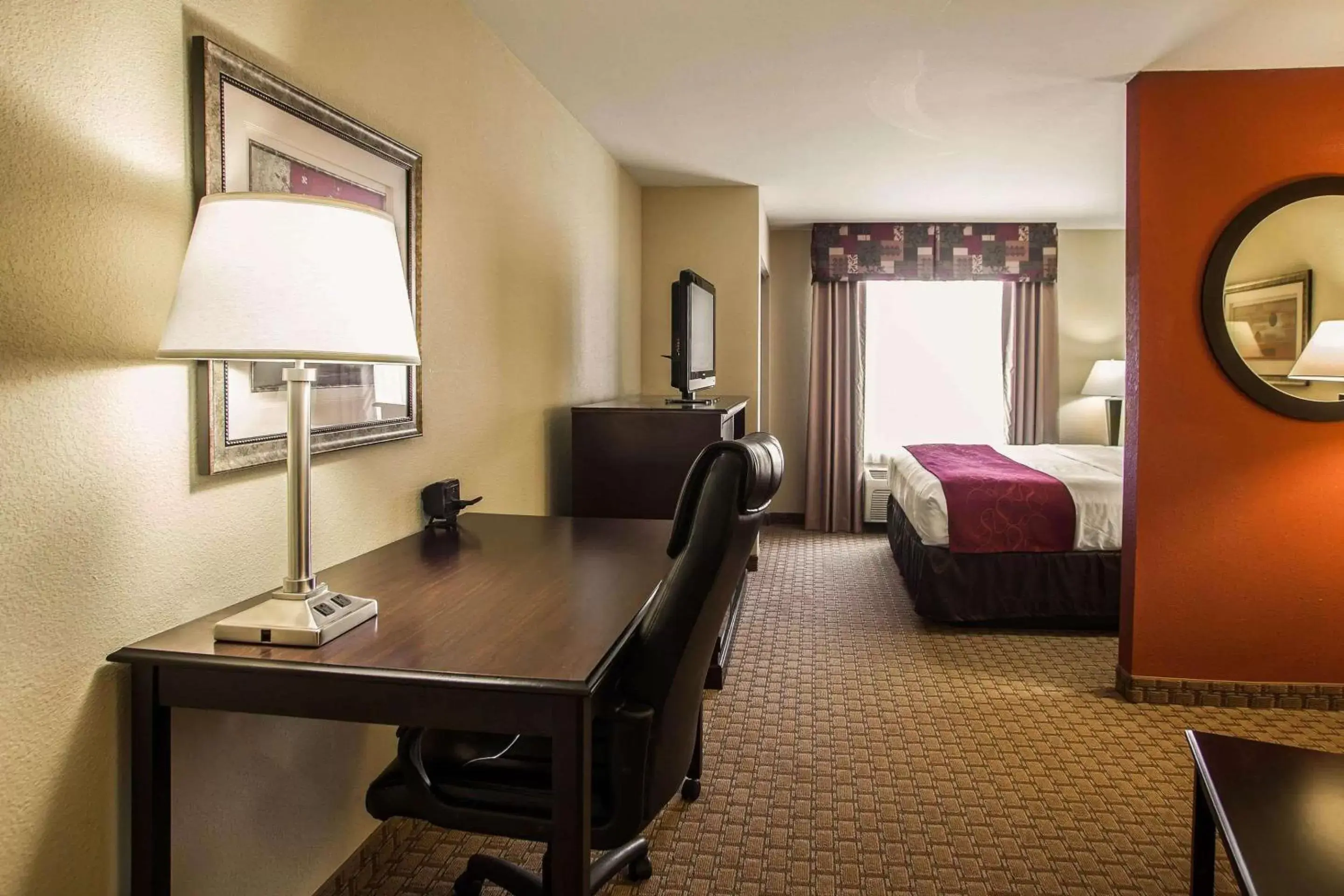 King Suite - Accessible/Non-Smoking in Comfort Suites Bloomington I-55 and I-74 King Suite - Accessible/Non-Smoking in Comfort Suites Bloomington I-55 and I-74