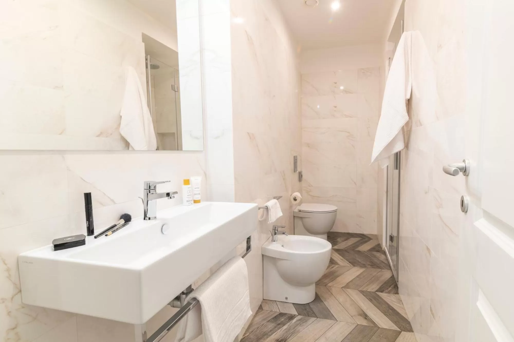 Bathroom in Eccelso Hotel