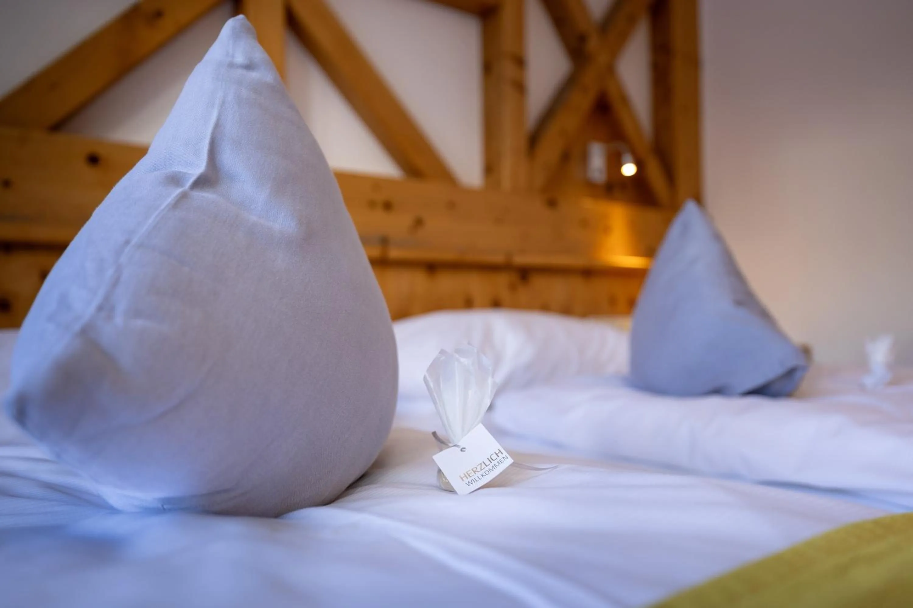 Bed in JUFA Alpenhotel Saalbach