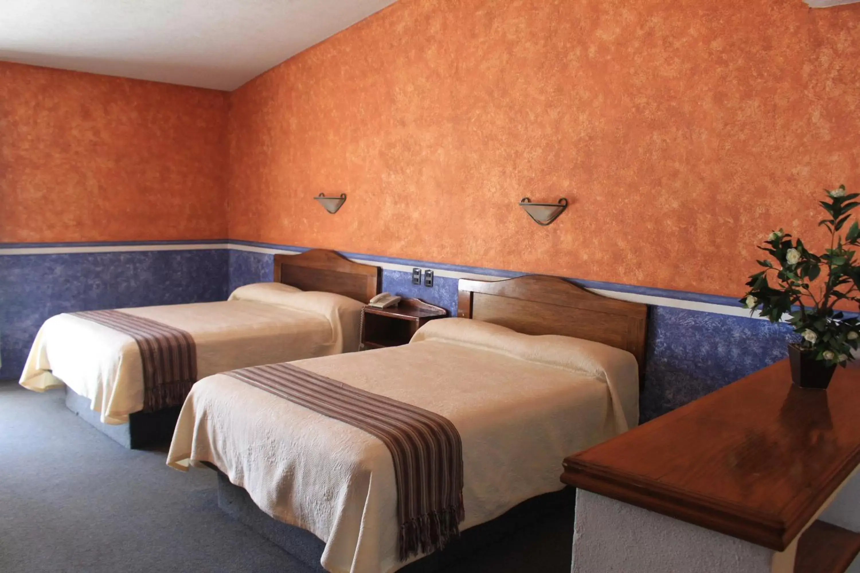 Junior Suite in Hotel Meson del Puente Junior Suite in Hotel Meson del Puente