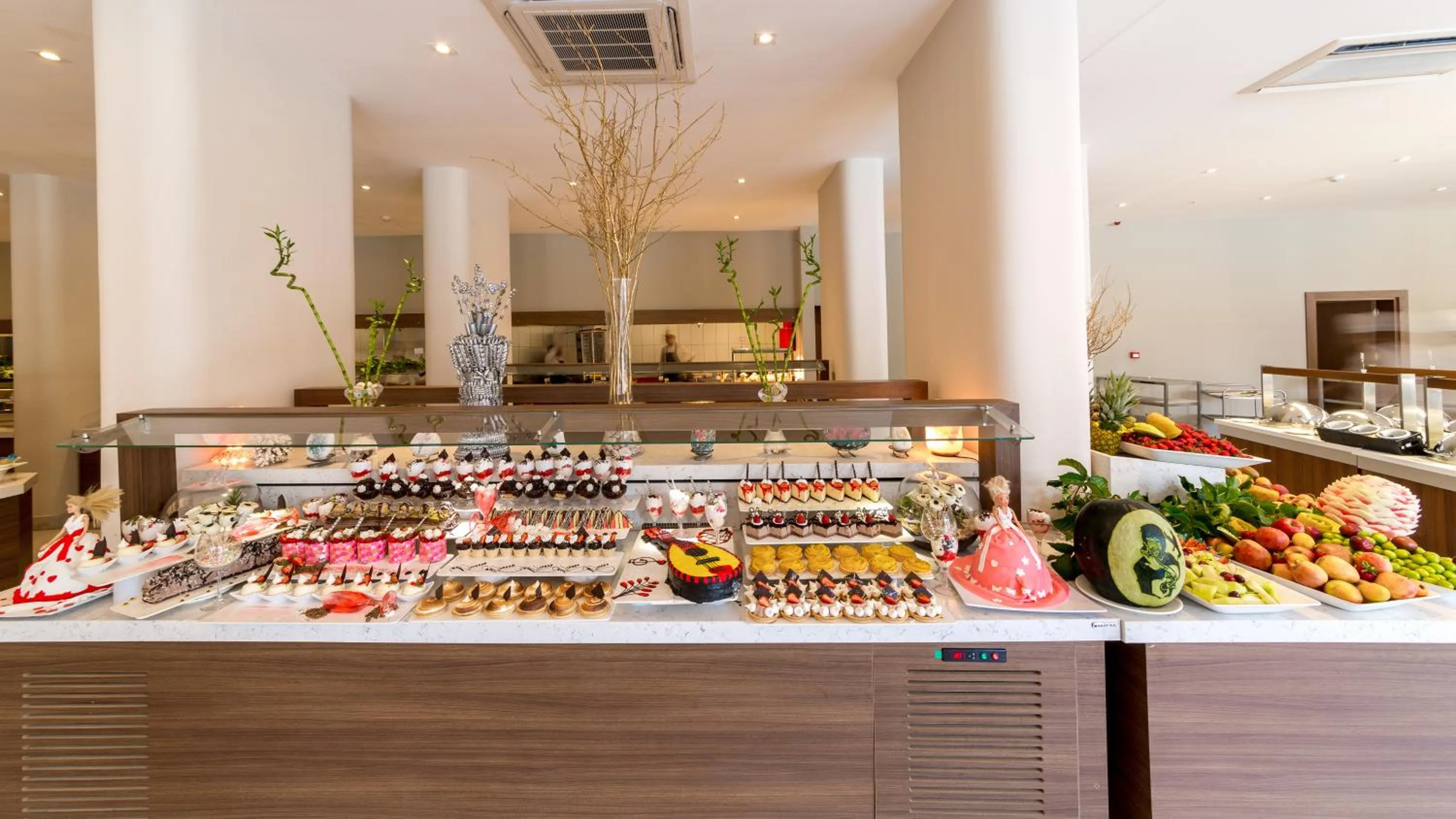 Meals in Julian Club Hotel