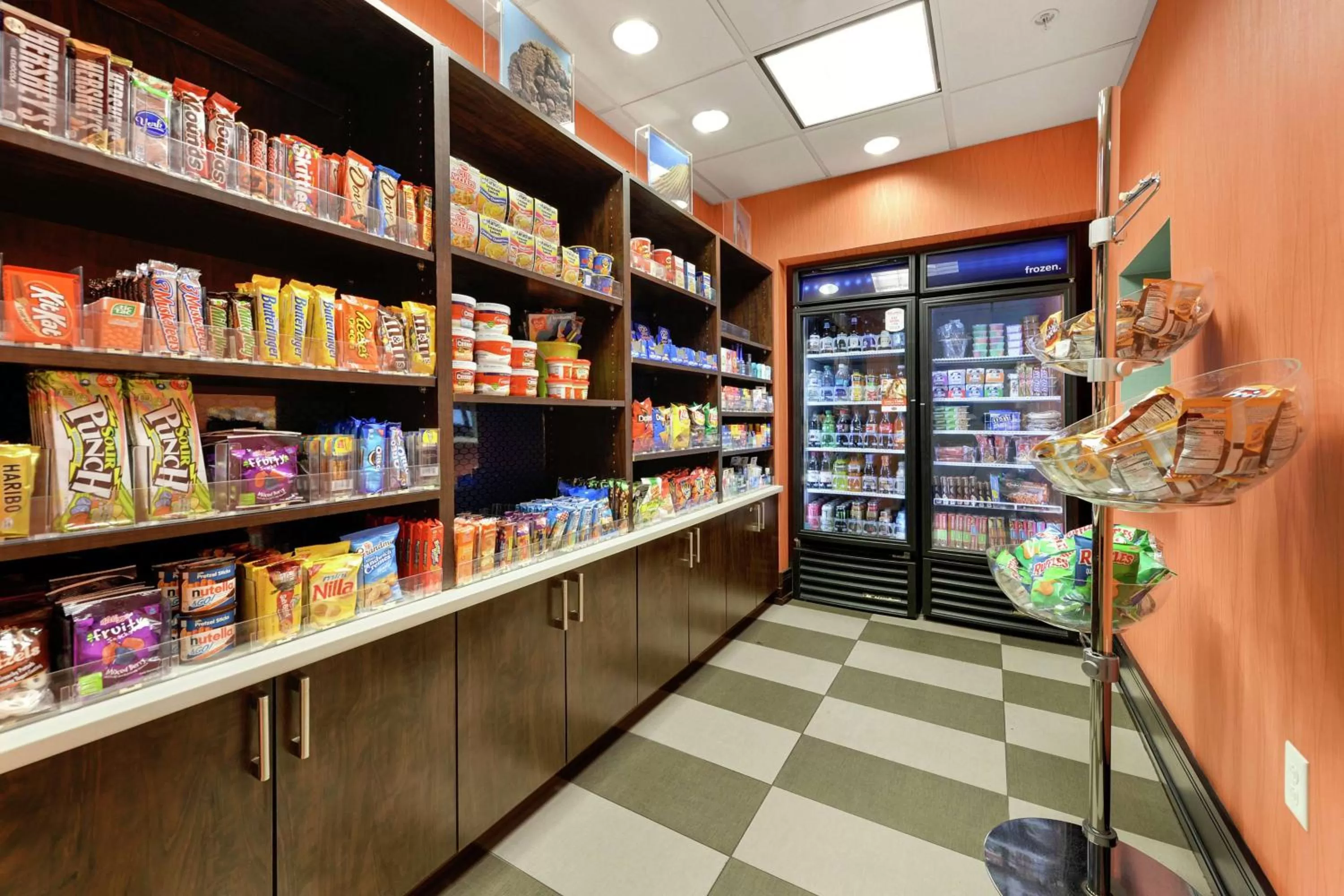 Restaurant/places to eat in Hampton Inn & Suites Gulfport