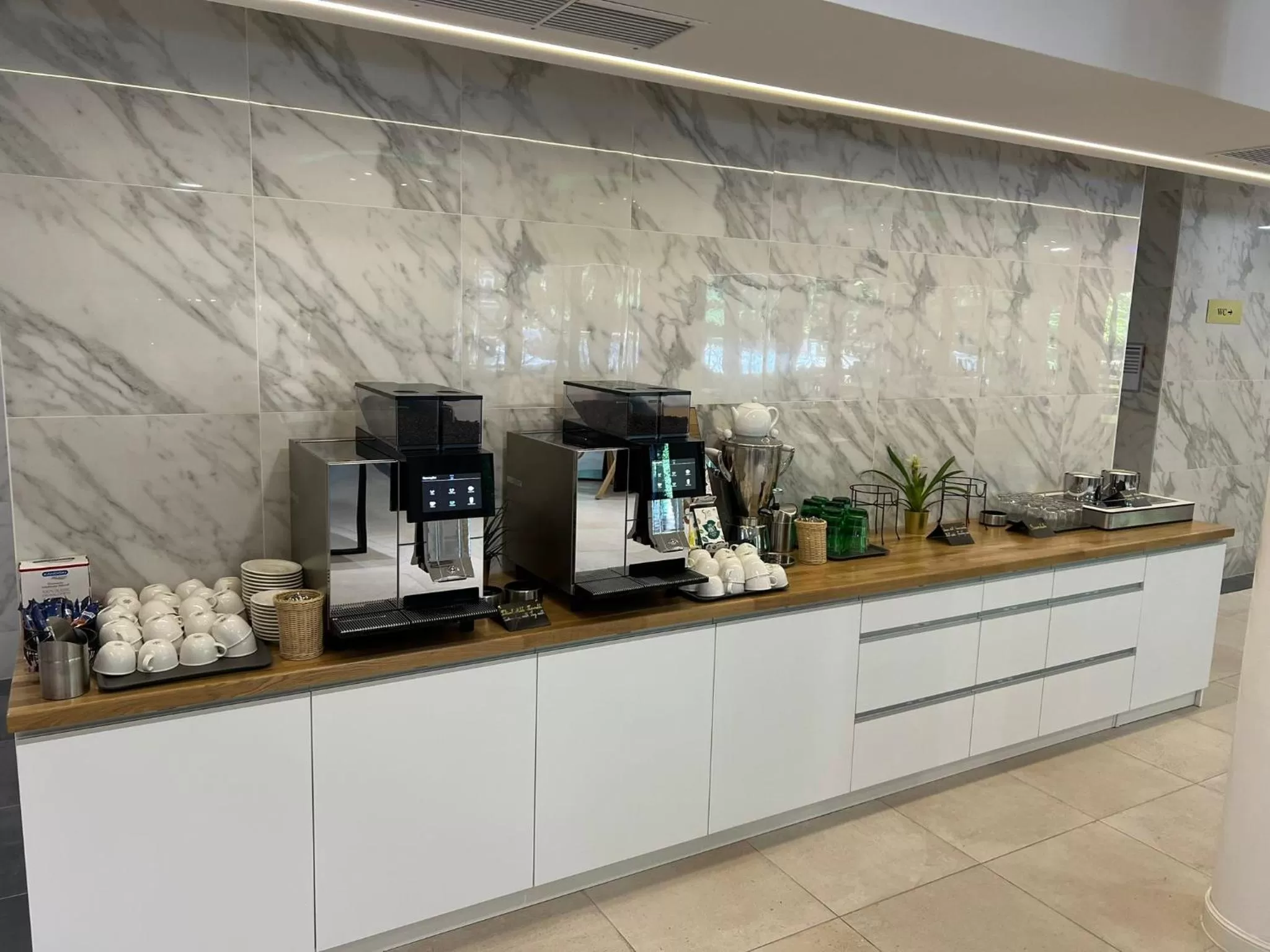 Breakfast in Gartenhotel Altmannsdorf