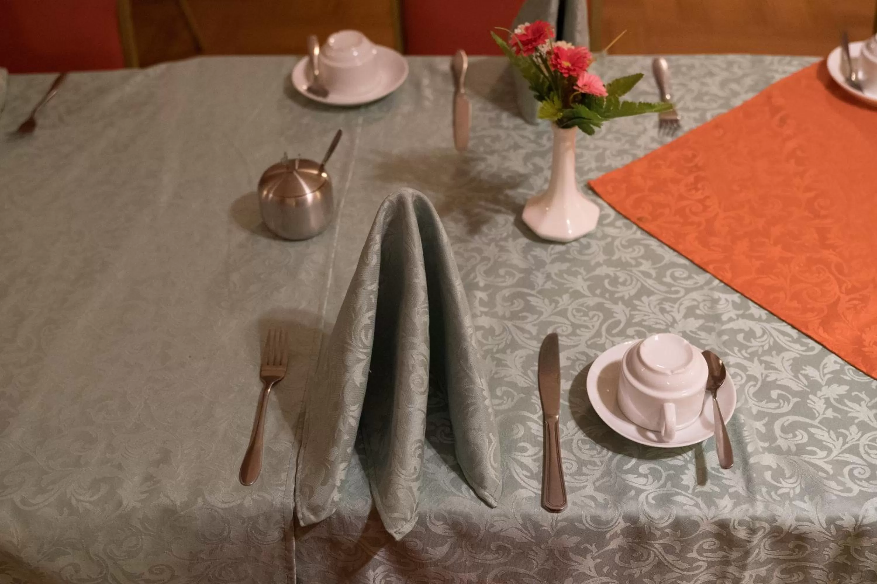 Restaurant/places to eat in Panoramic View Hotel