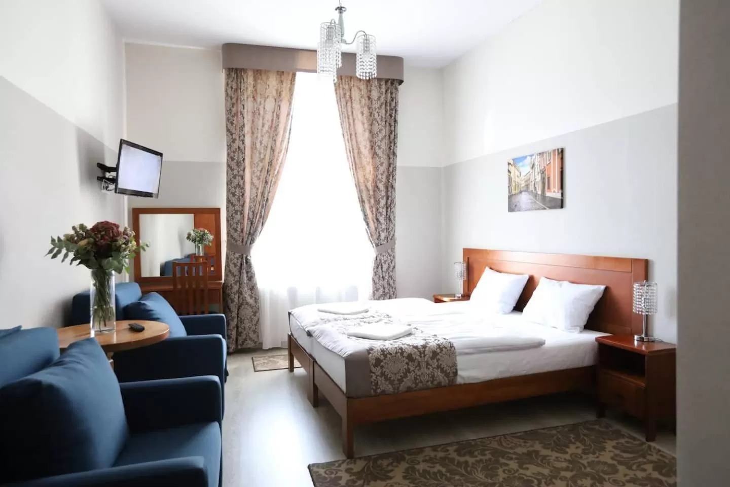 Bed in DReAM Garden Palace