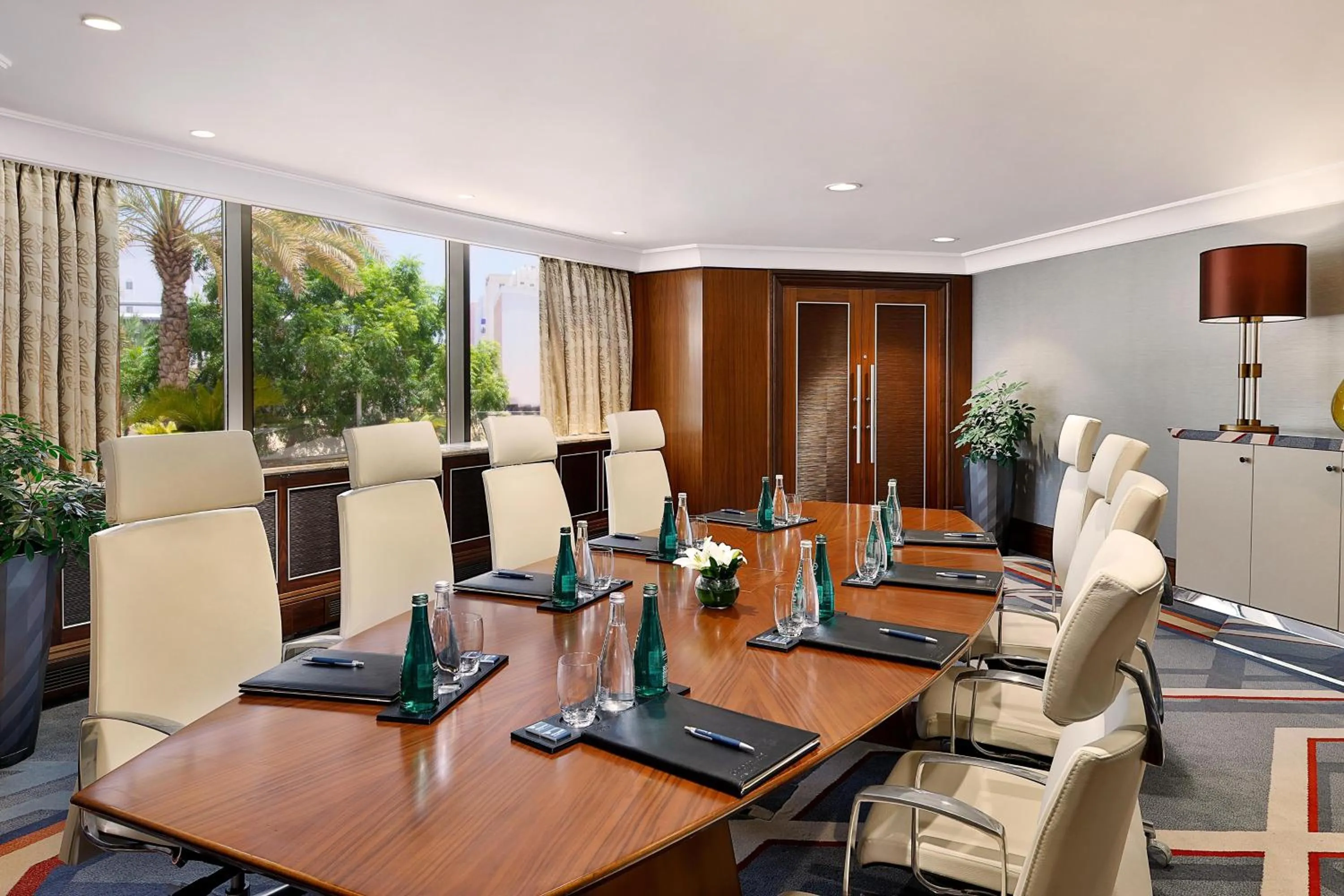 Meeting/conference room in Sheraton Oman Hotel