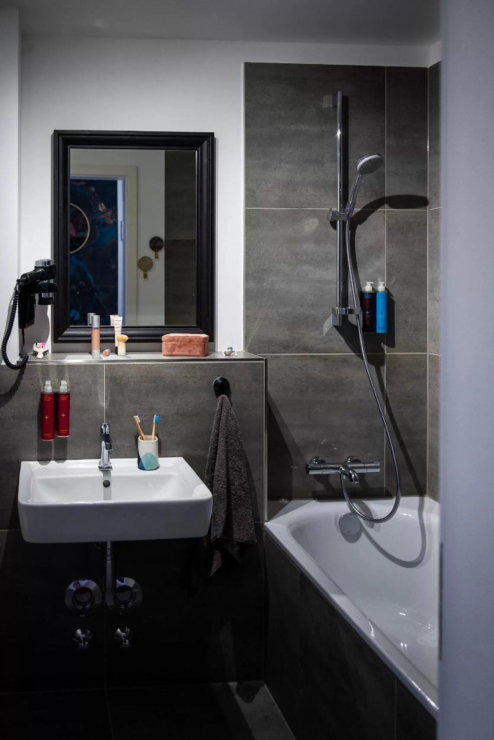 Bathroom in Urbn Dreams II