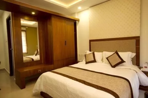 Rotano Glitz Inn - Glitz Inn Calicut