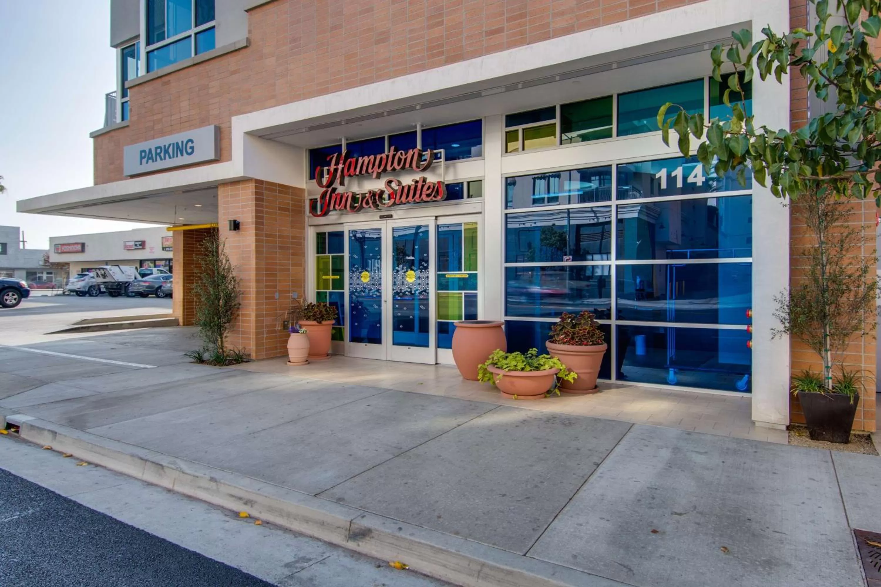 Property building in Hampton Inn & Suites Los Angeles - Glendale