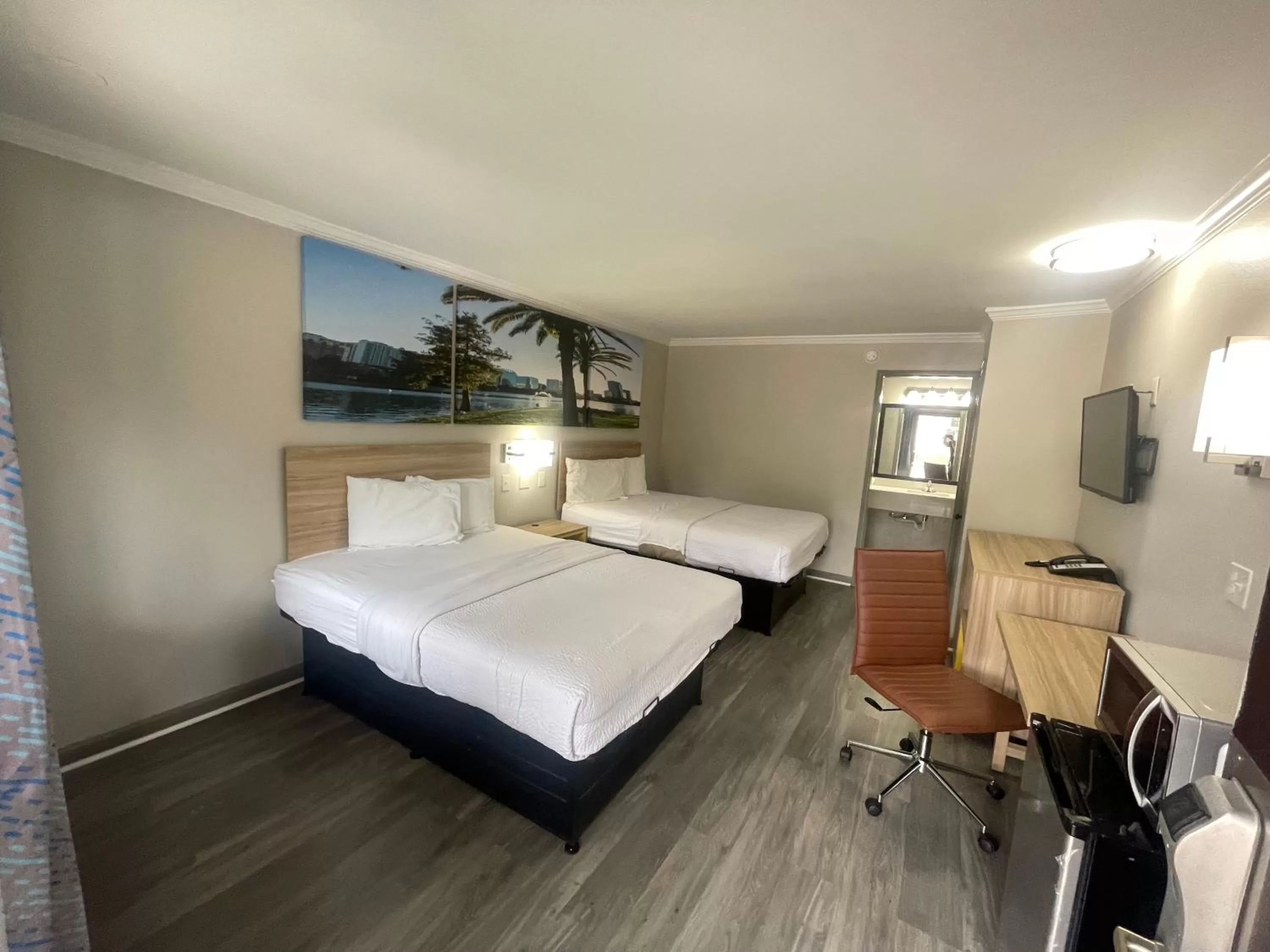 Bed in Days Inn by Wyndham Slidell