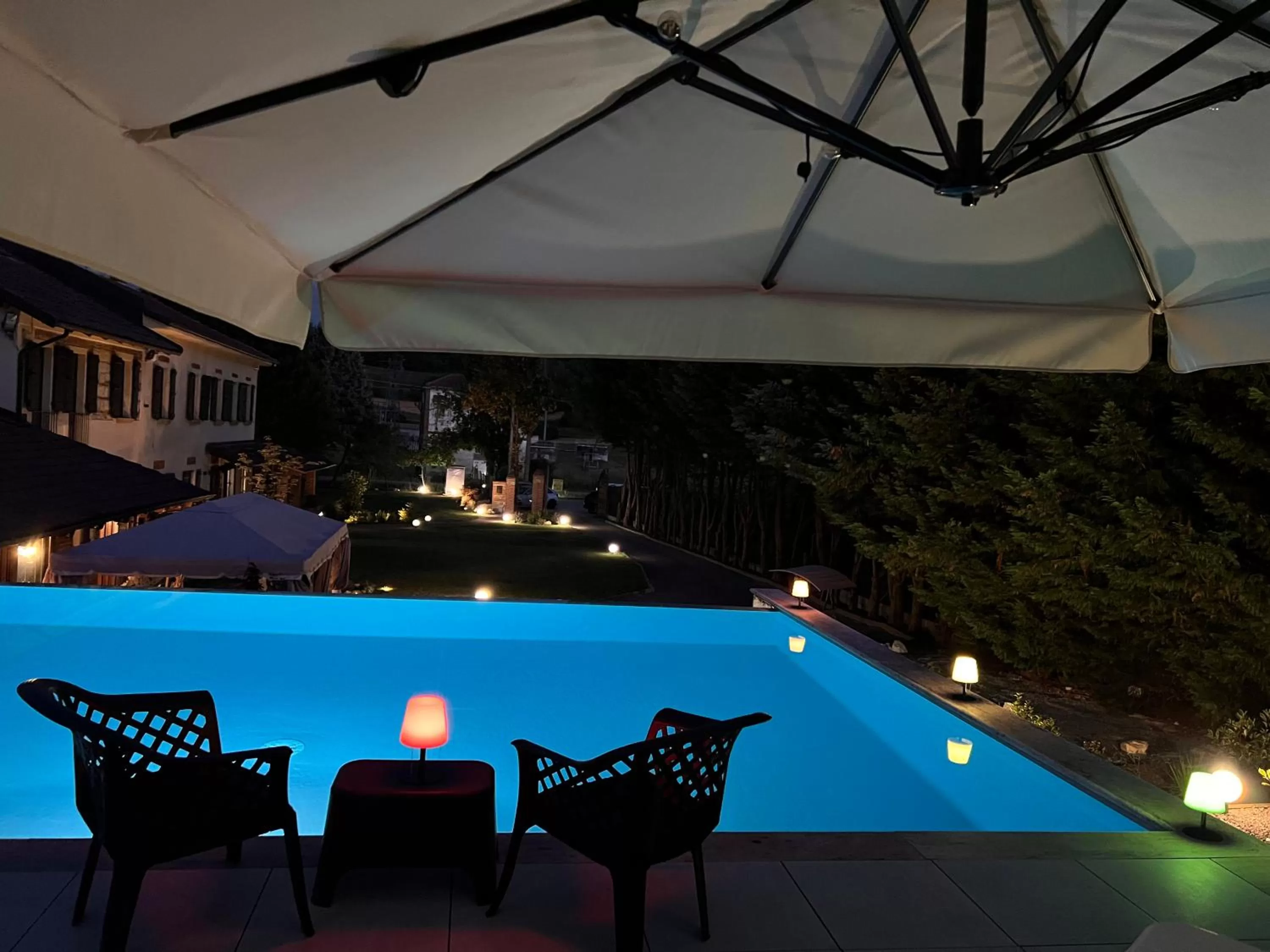 Swimming pool in Il BASÍN