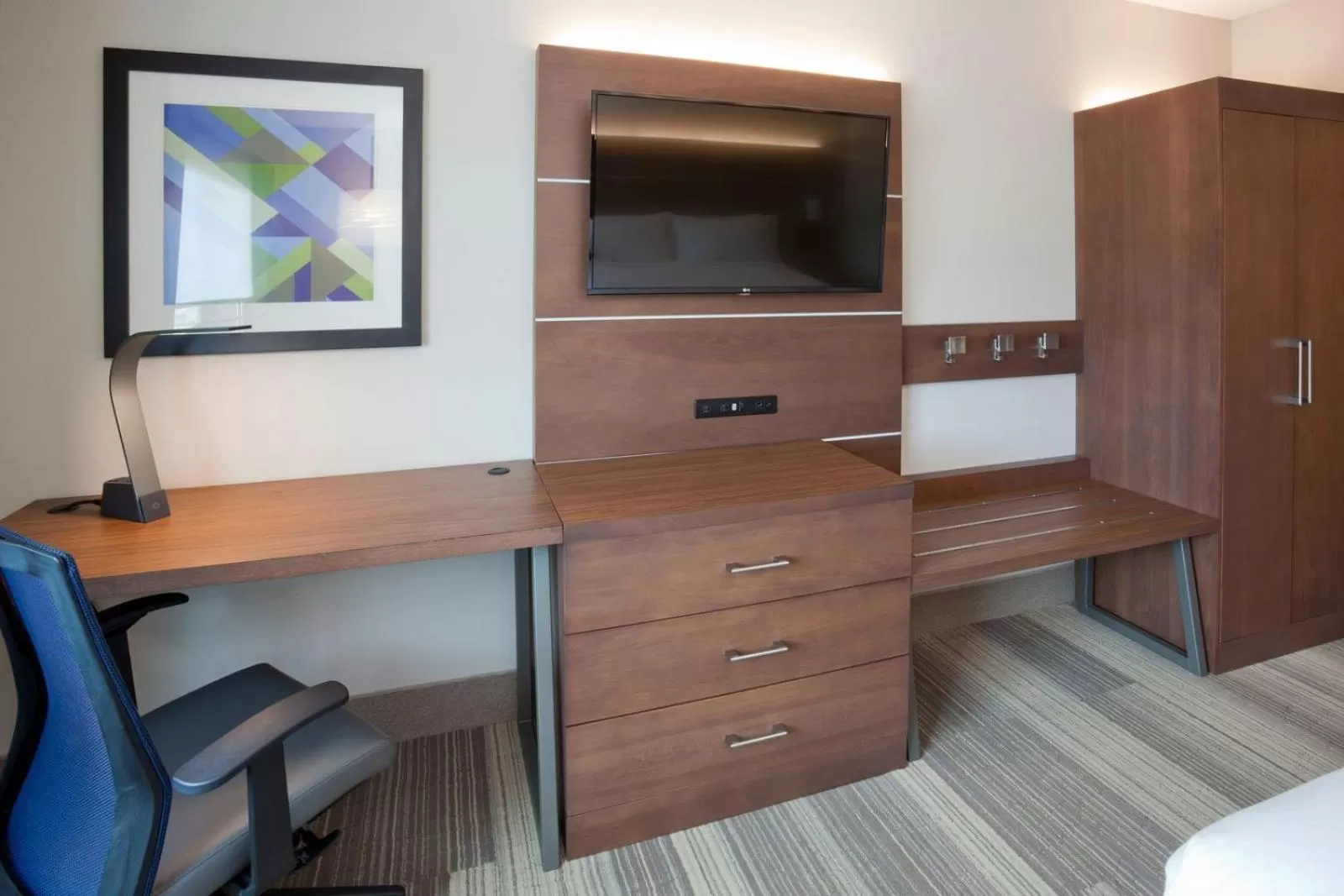 Holiday Inn Express Roseville-St. Paul by IHG