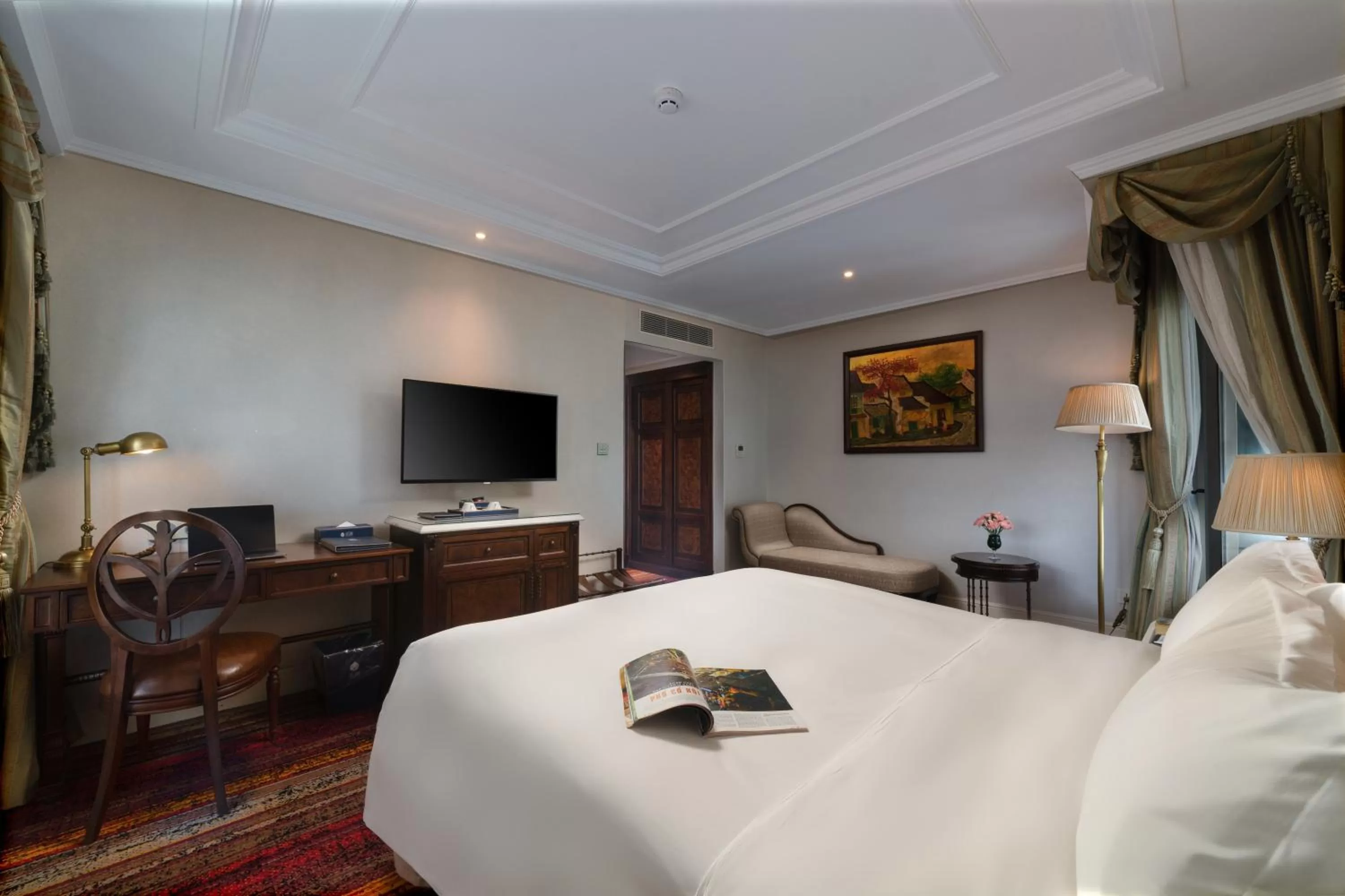 Bedroom, Bed in The Lapis Hotel