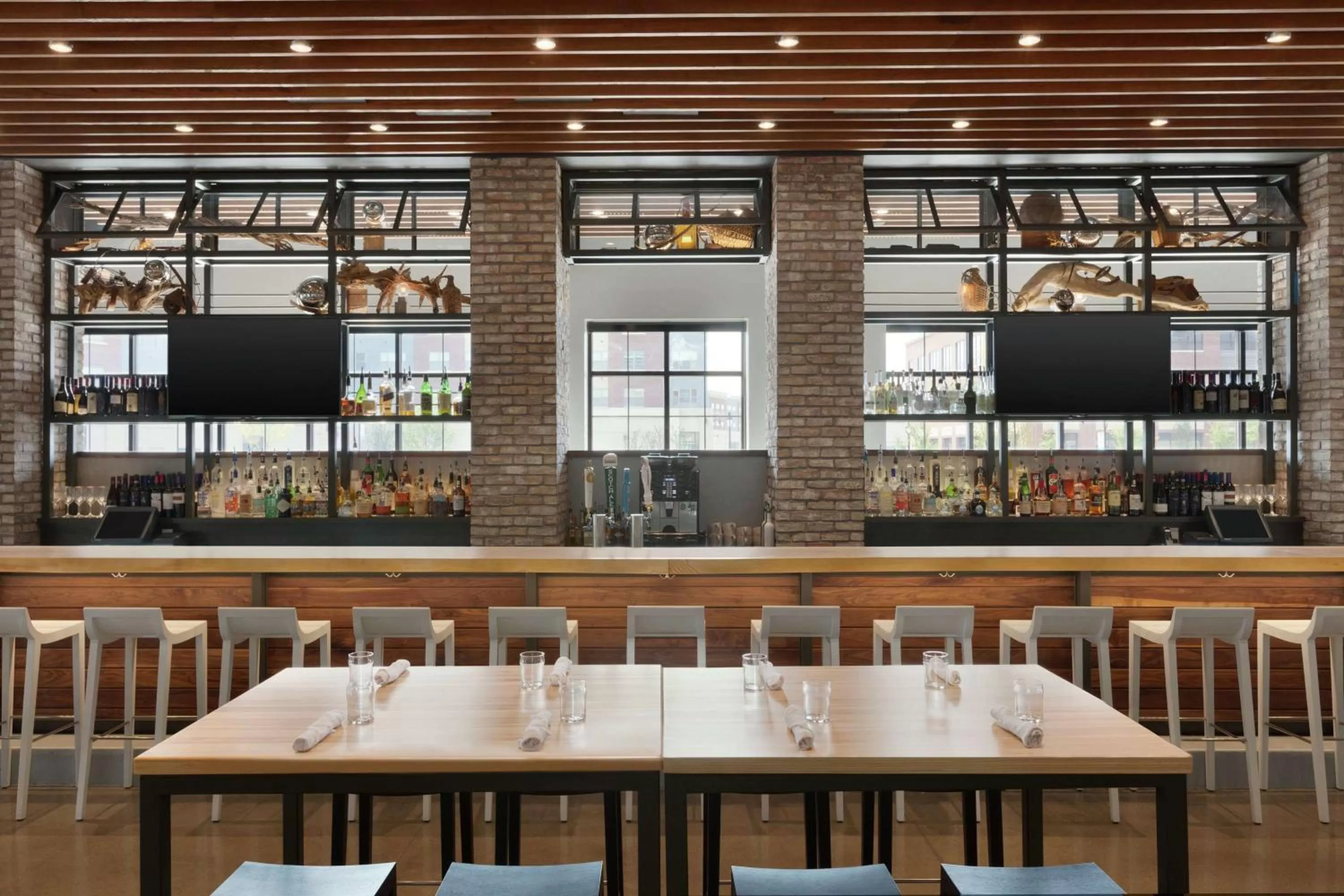 Restaurant/places to eat in Hilton Garden Inn Rochester - University & Medical Center