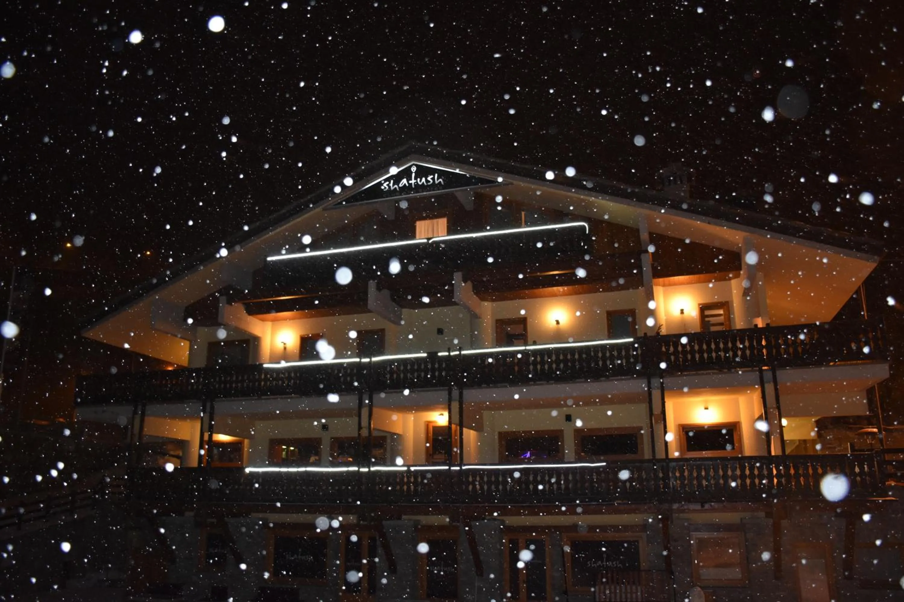 Property building in Shatush Hotel