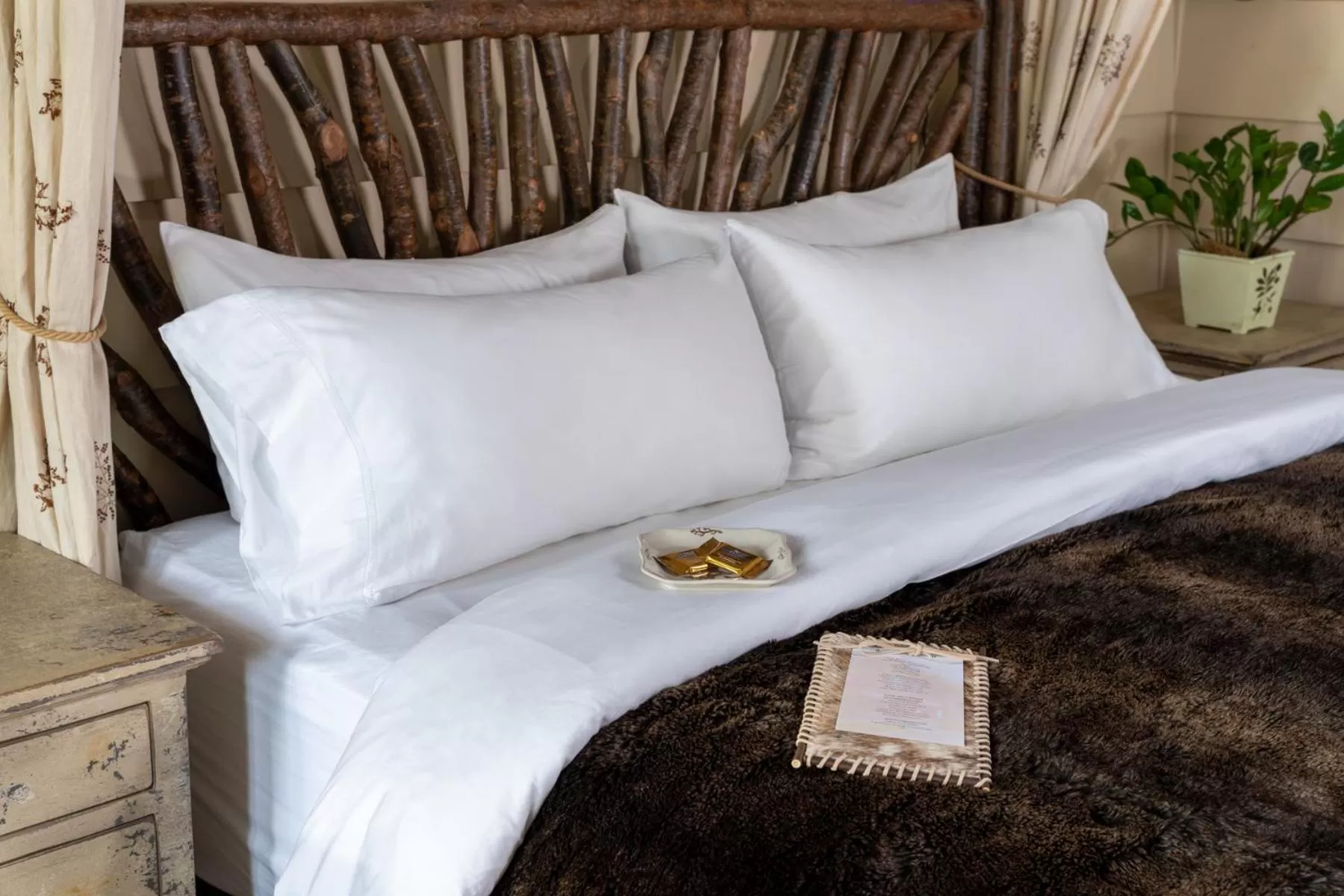 Bed in The White Birch Inn