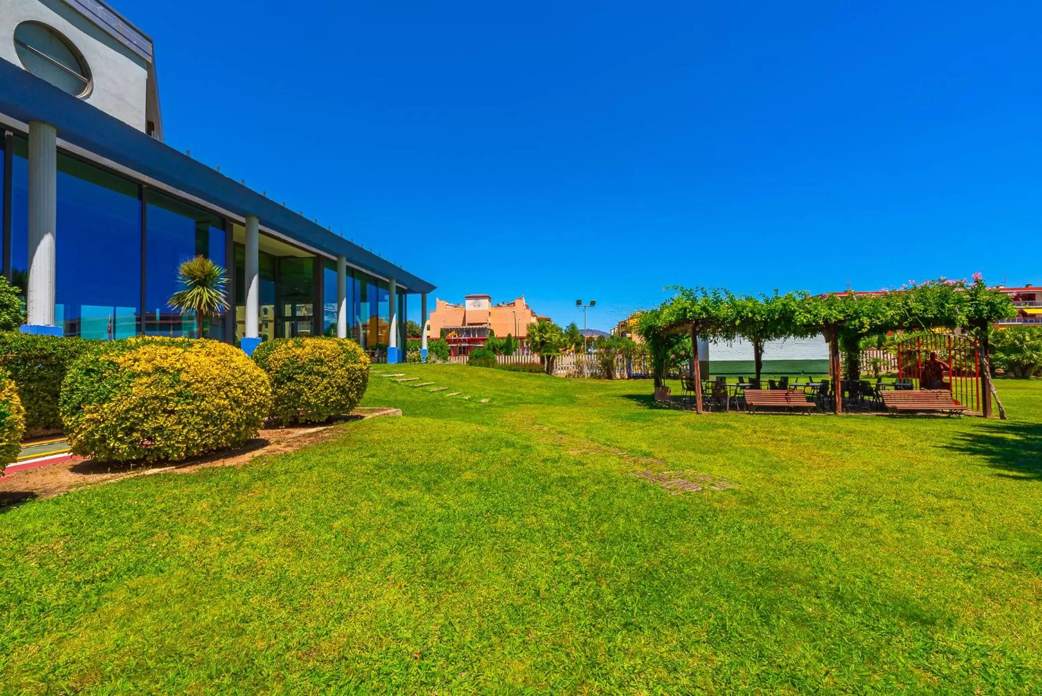 Property building in Xon's Platja HA