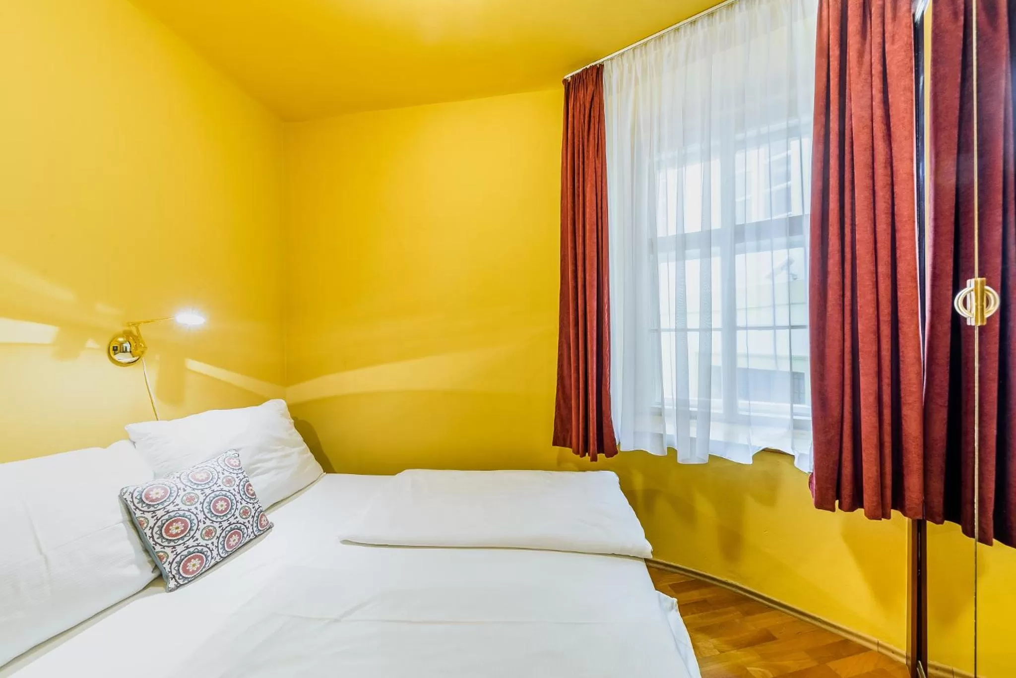 Bedroom, Bed in Residence Seven Angels