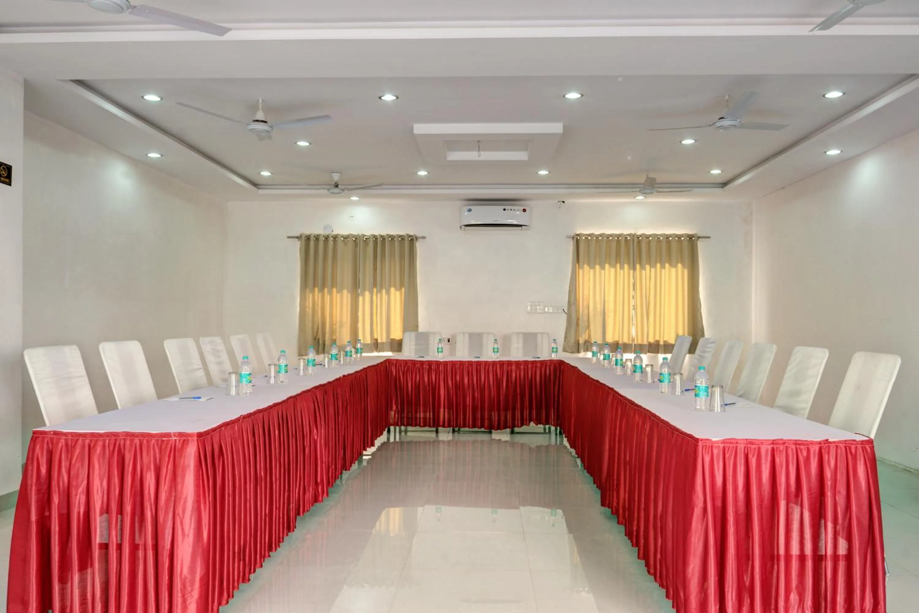 Business facilities in The Park Classic Udaipur