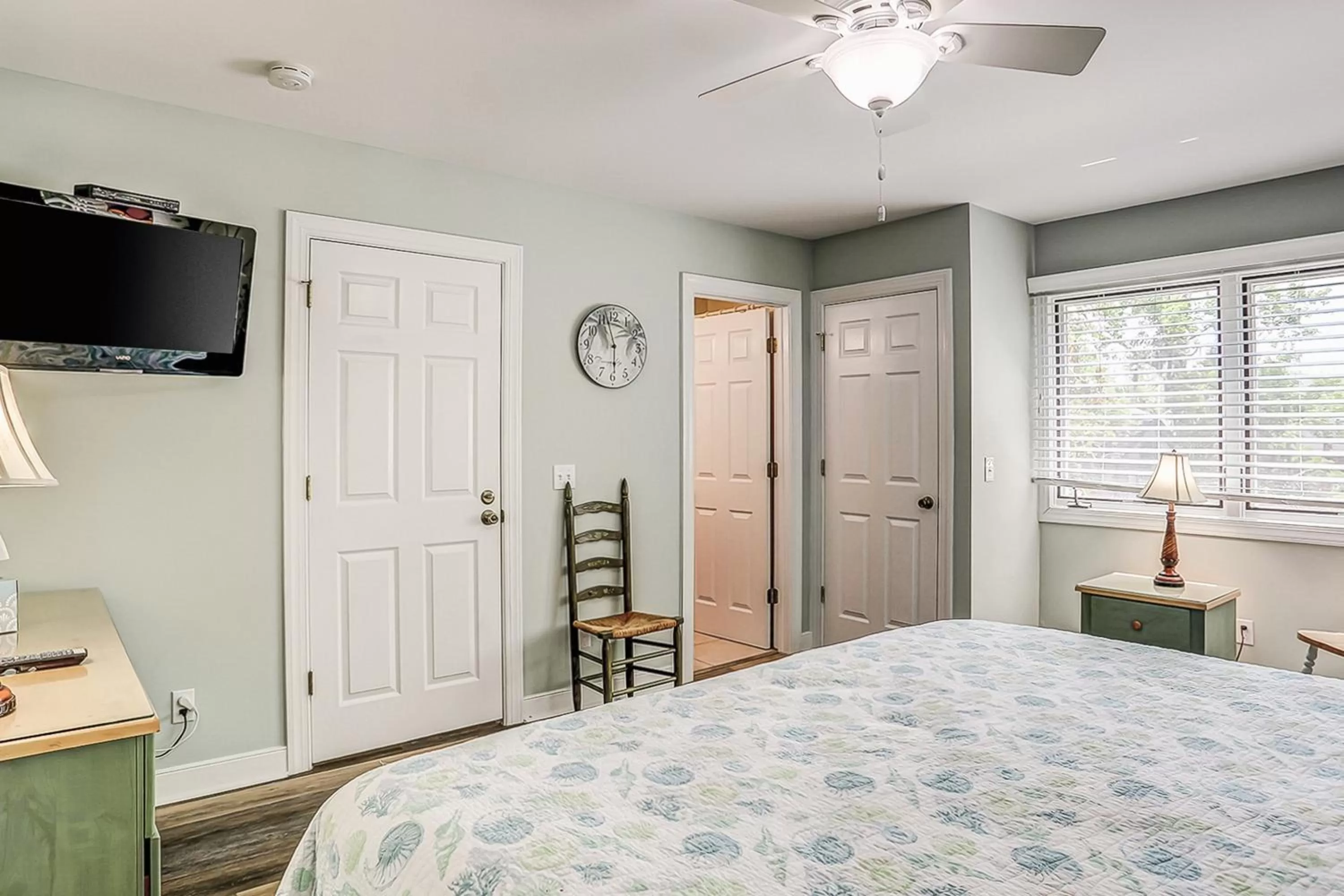 Bed in Springwood Villas 14