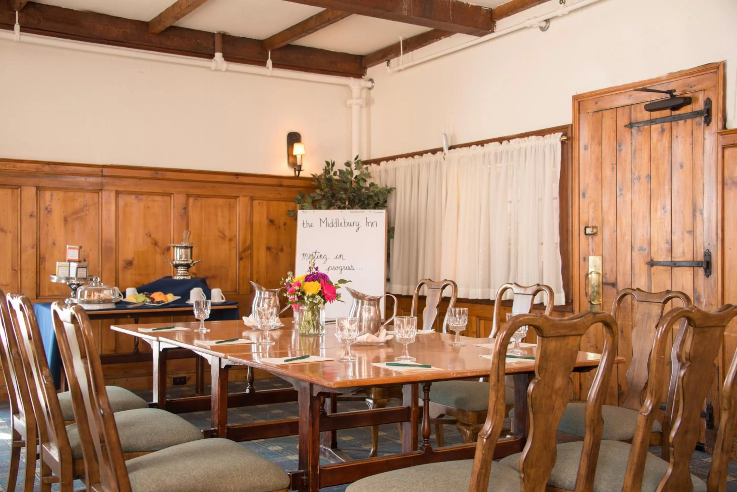 Breakfast in Middlebury Inn