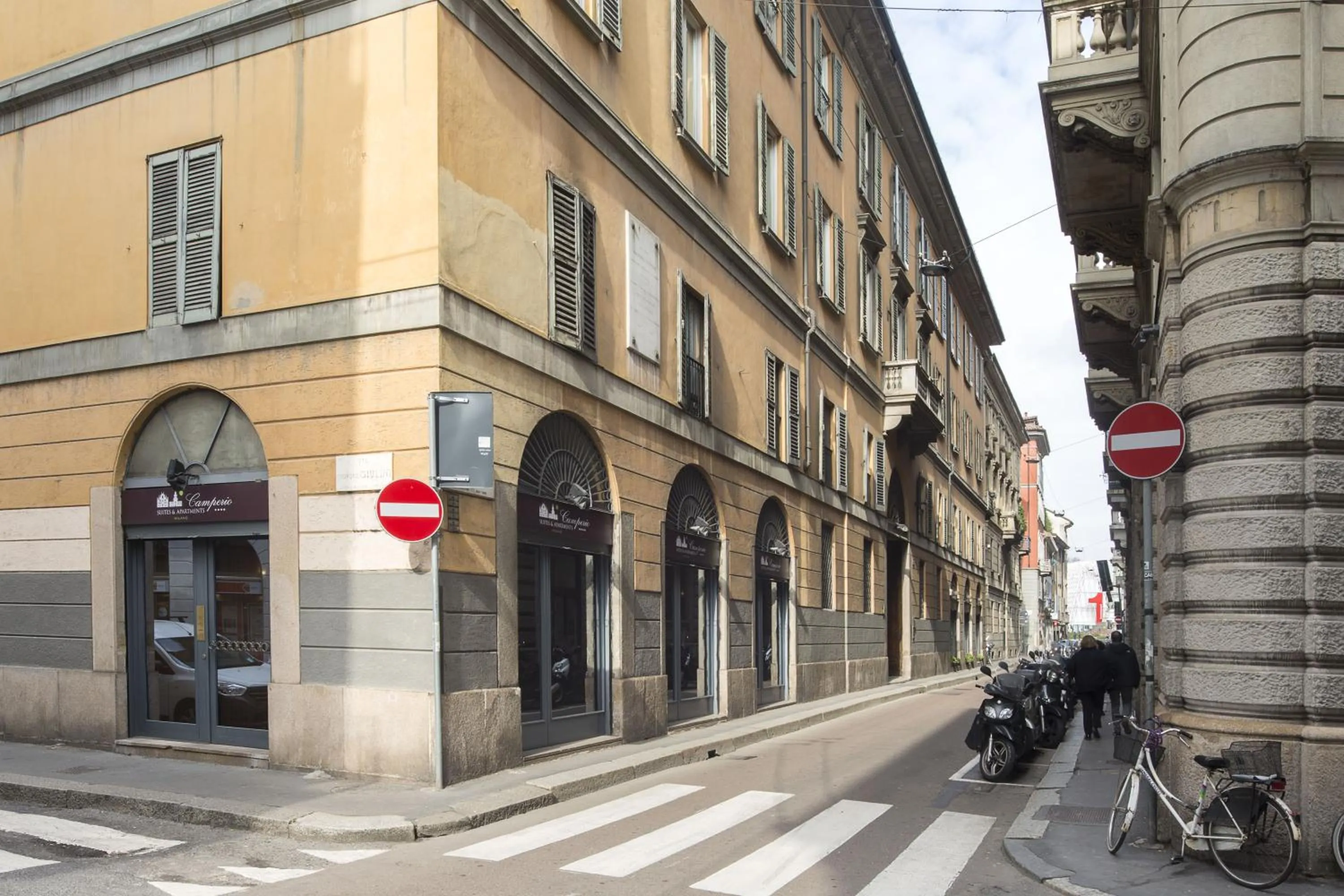 Facade/entrance in Numa Milan Camperio