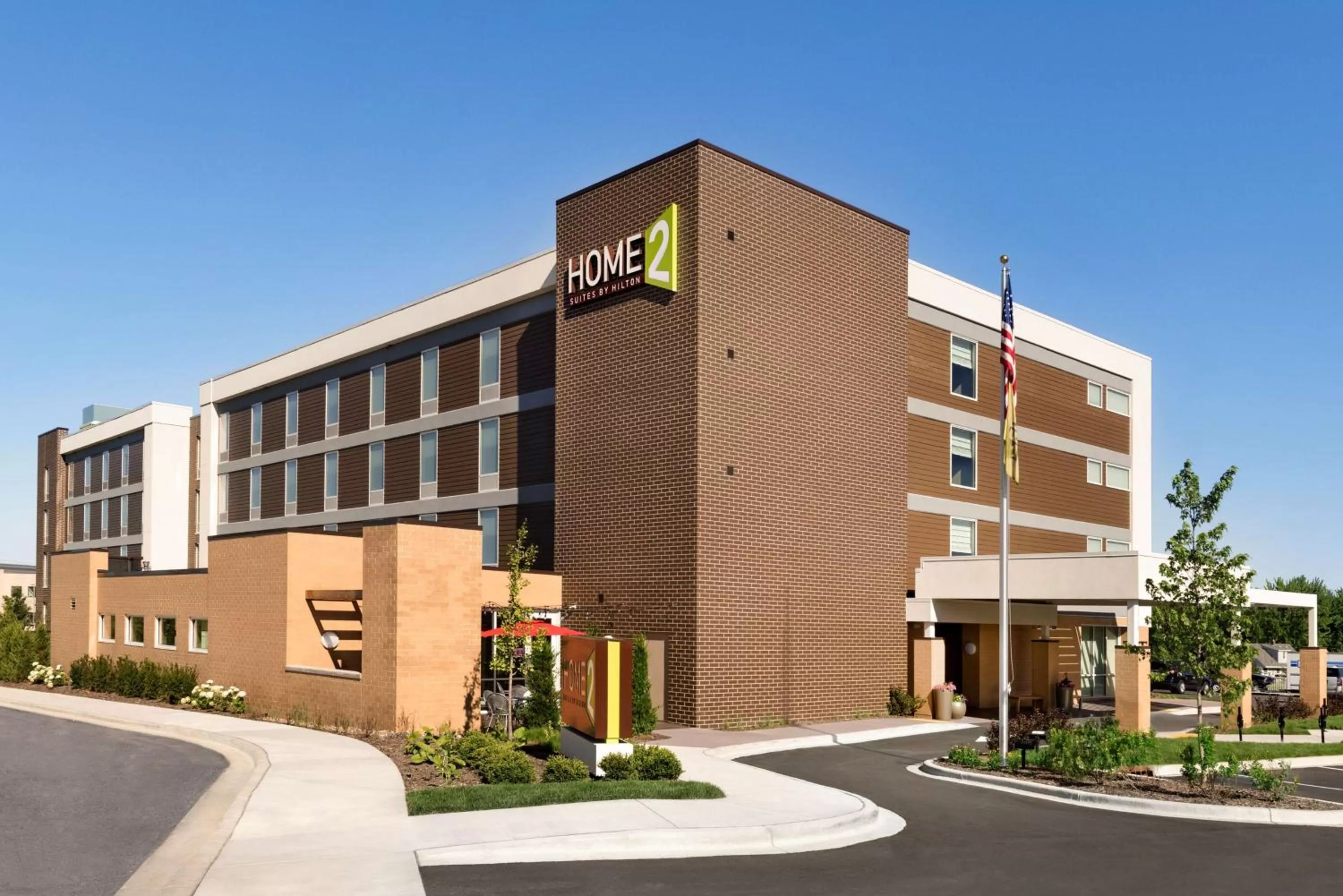 Property building in Home2 Suites By Hilton Menomonee Falls Milwaukee