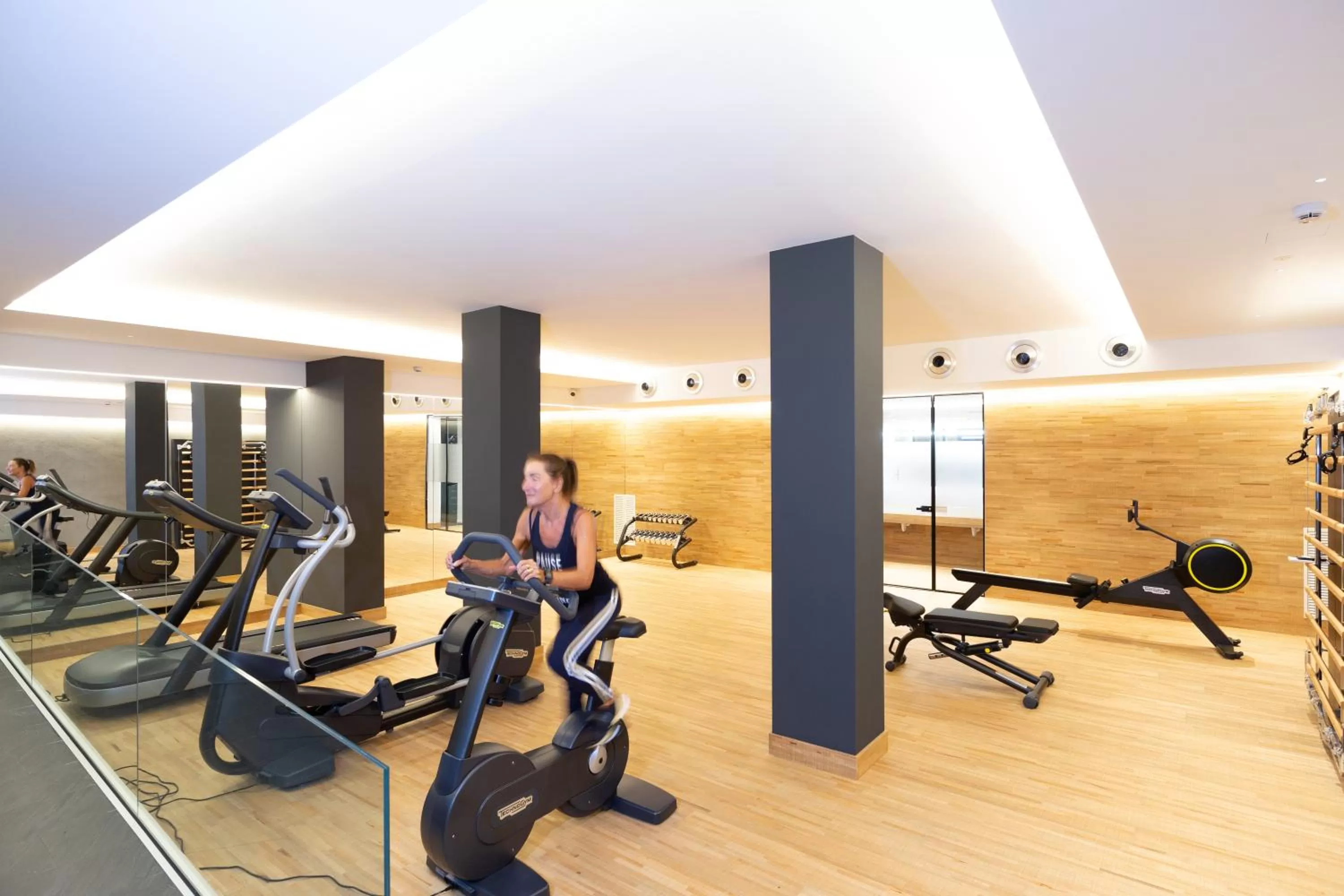 Fitness centre/facilities in Ambassador Palace Hotel
