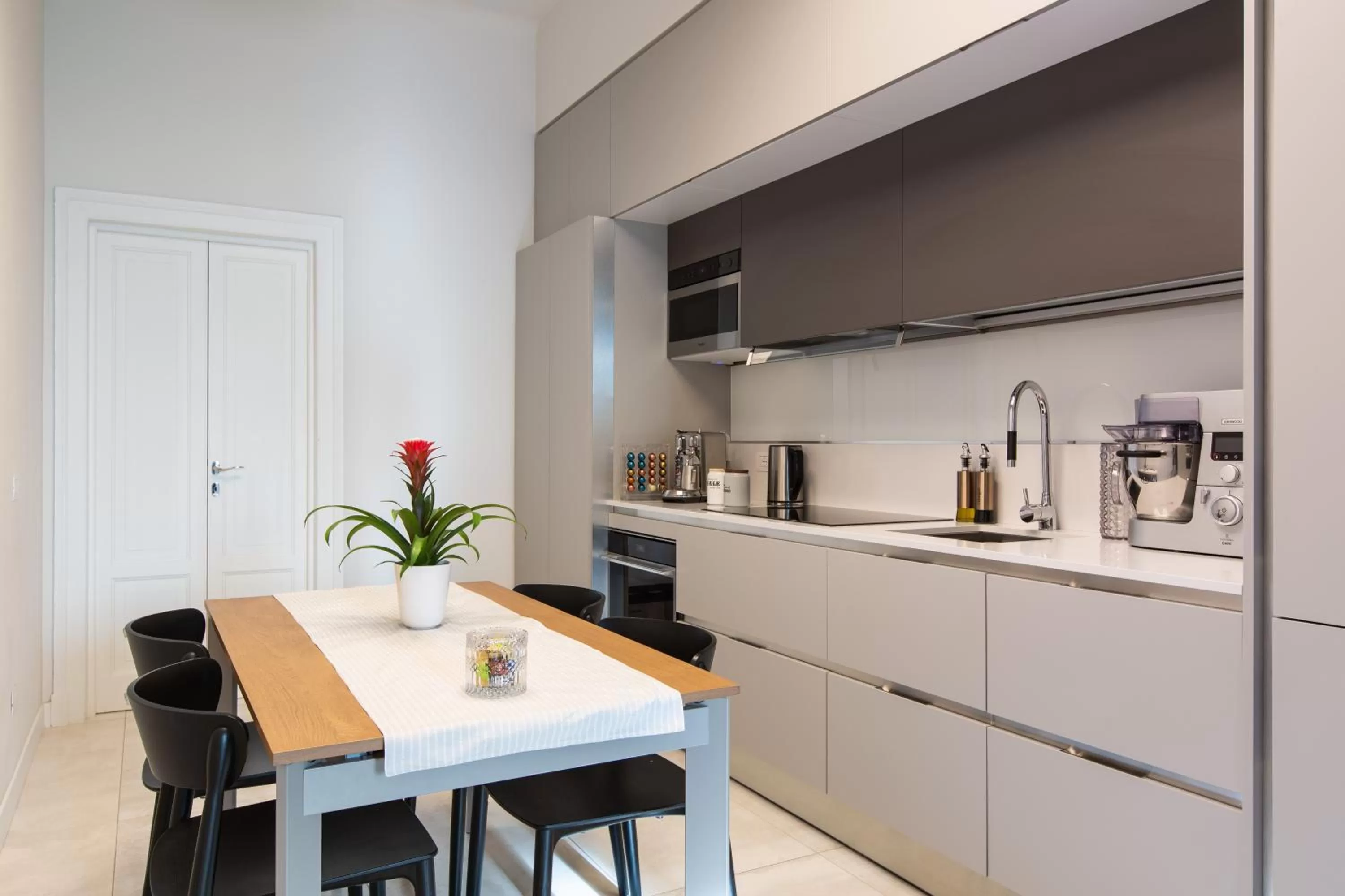 Kitchen/Kitchenette in B&B Liberty Suite Milan