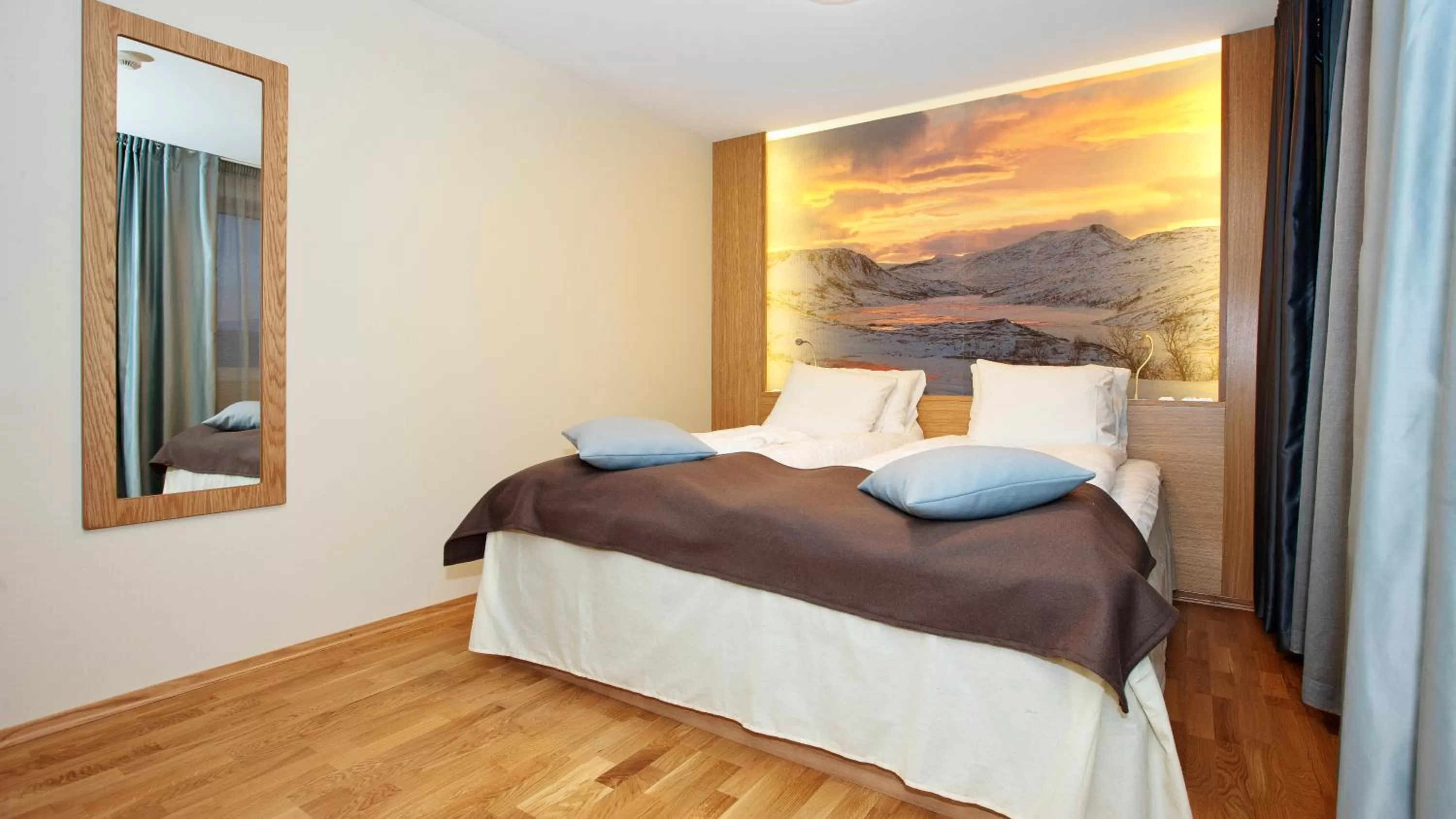 Bedroom, Bed in Thon Hotel Surnadal