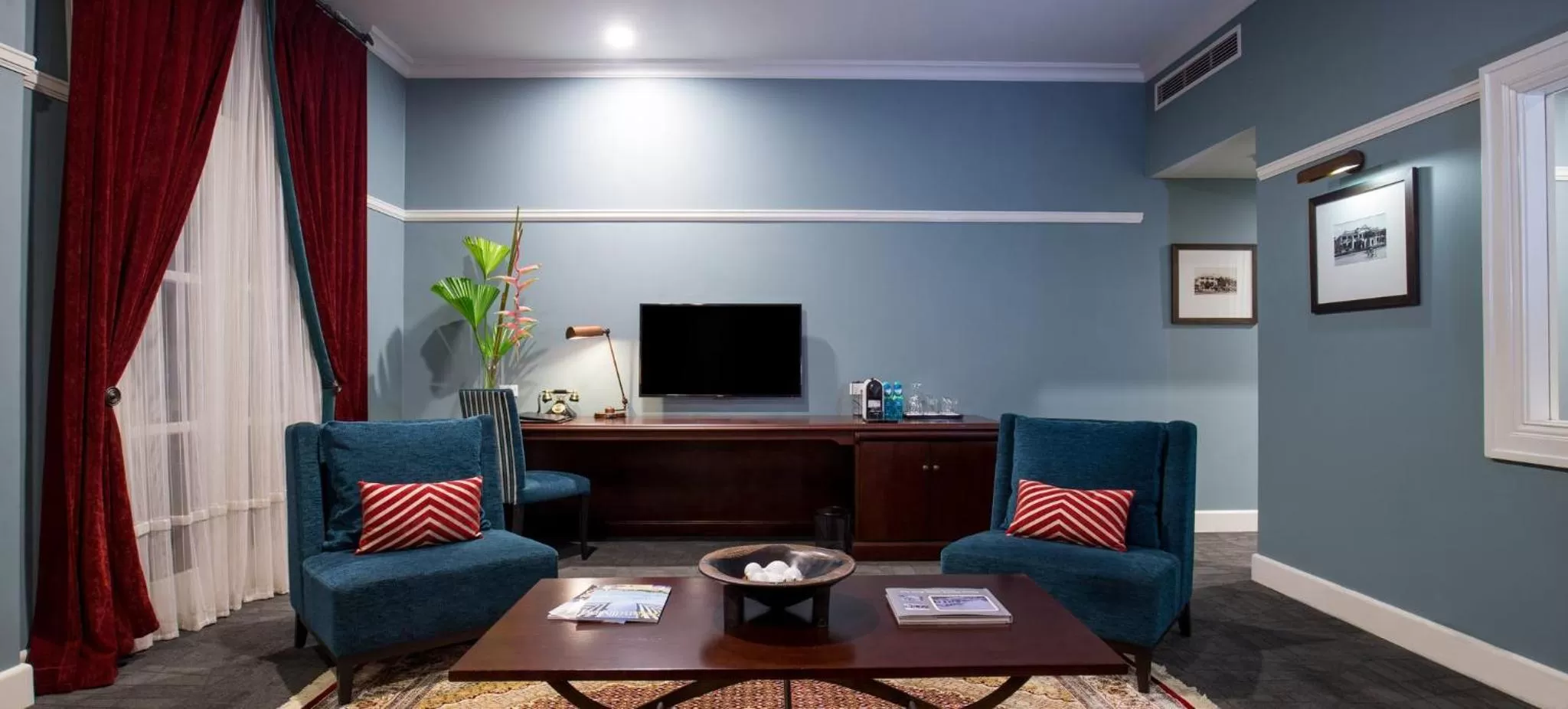 Photo of the whole room in Grand Pacific Hotel