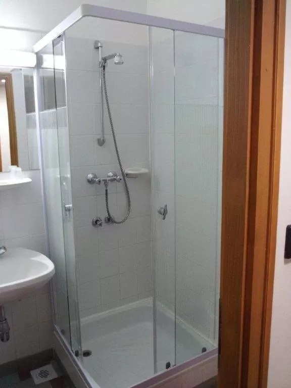 Bathroom in Fenyves Hotel Békéscsaba