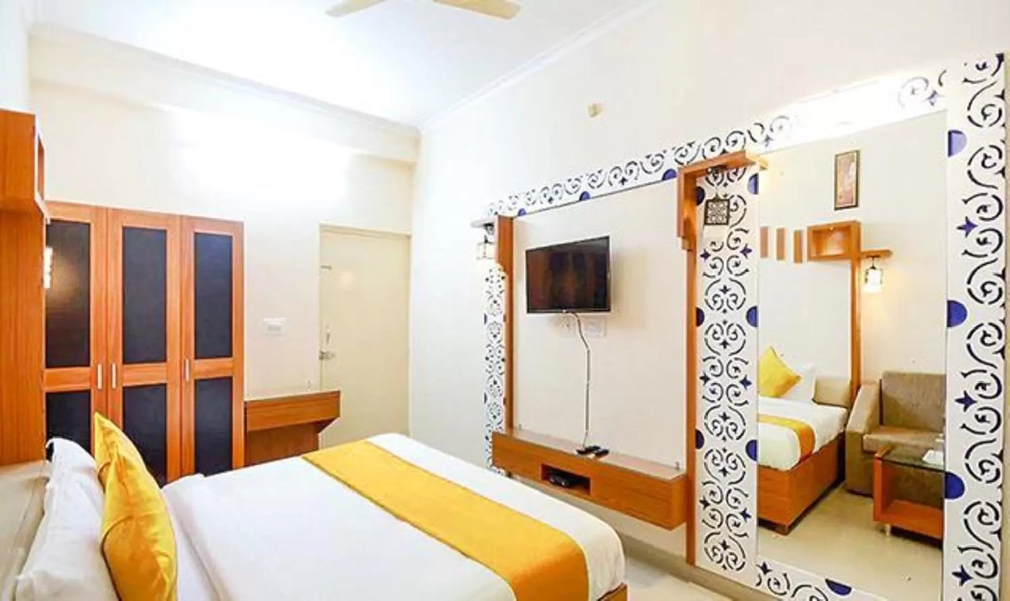 Bed in FabHotel Stay Bridge