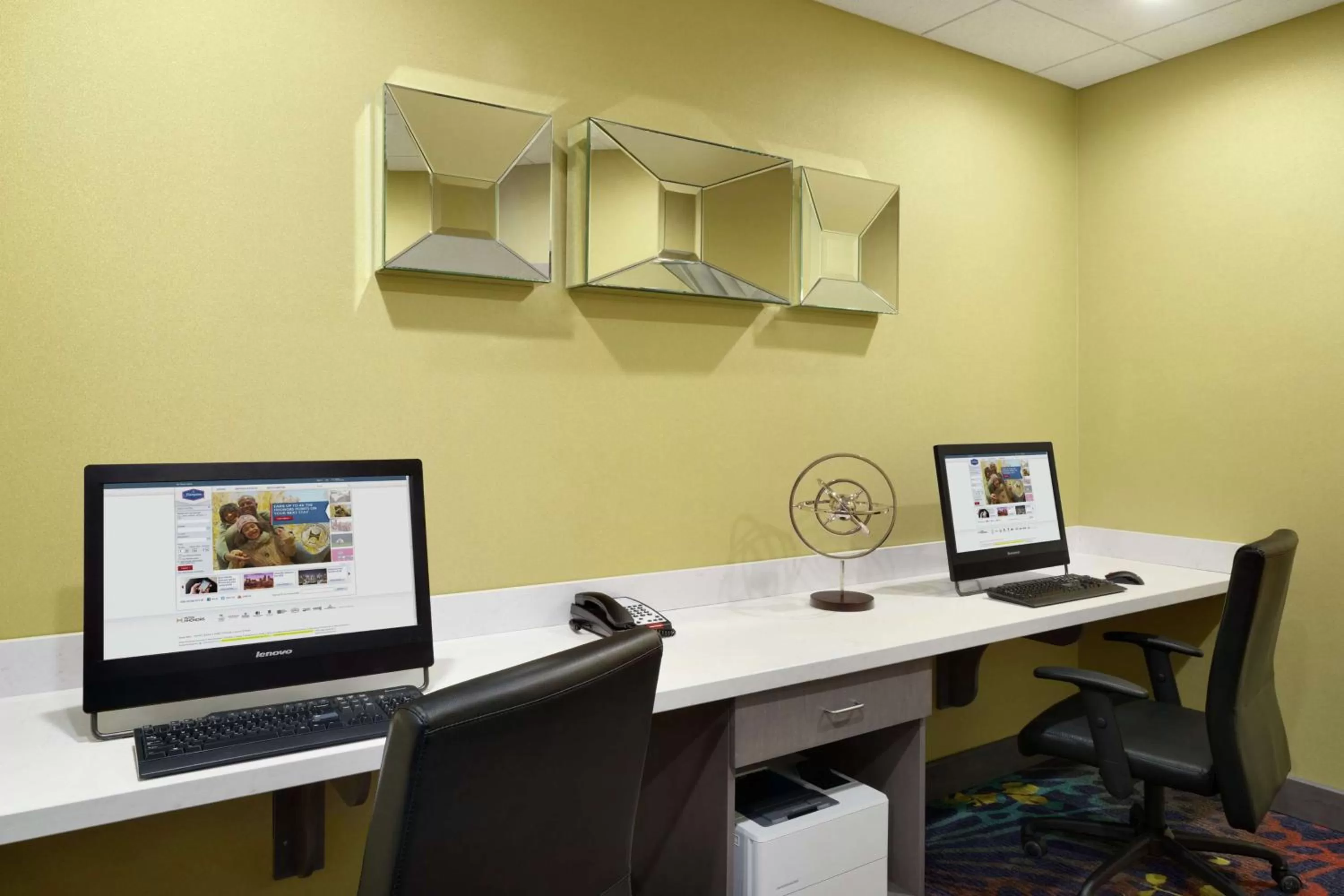 Business facilities in Hampton Inn & Suites St. Louis/Alton, IL