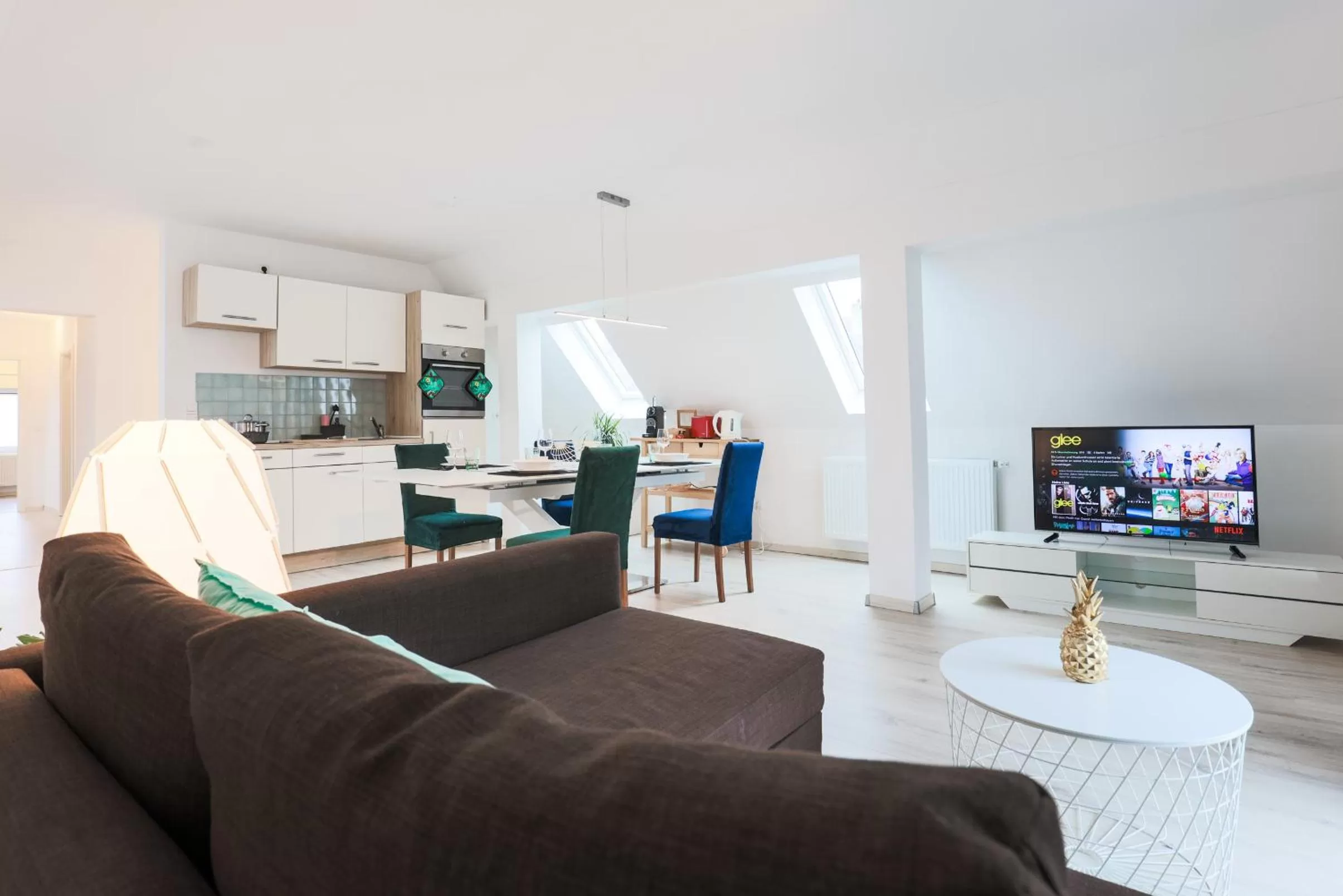 Communal lounge/ TV room in Arbio I Cozy Apartments Augsburg-Lechhausen